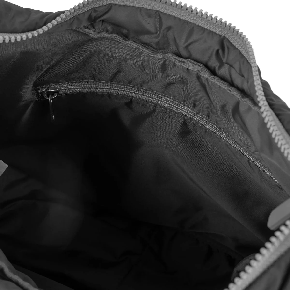 Belsize Crossbody Bag in Black - Image 4