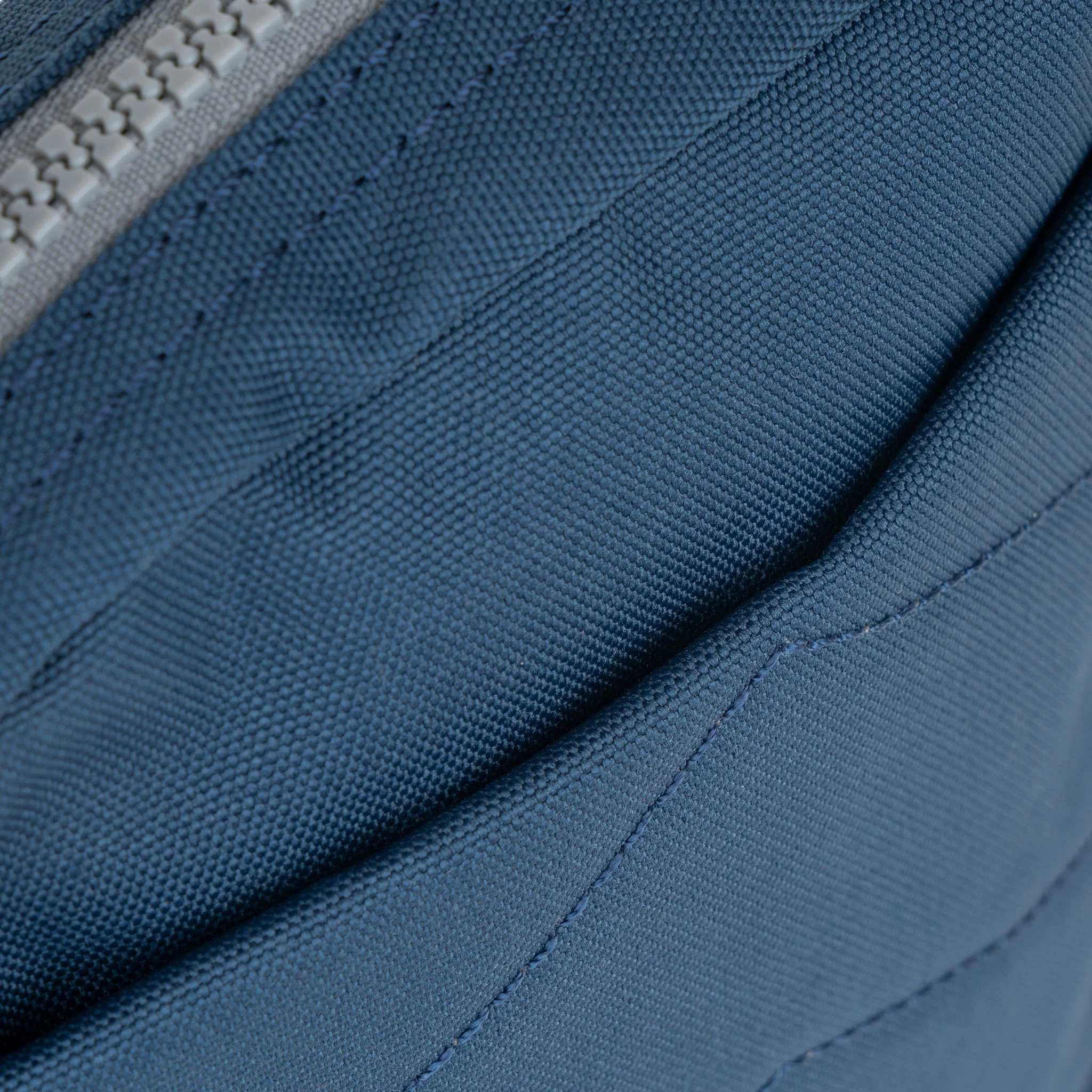 Bond Pocket Crossbody Bag in Deep Blue - Image 4
