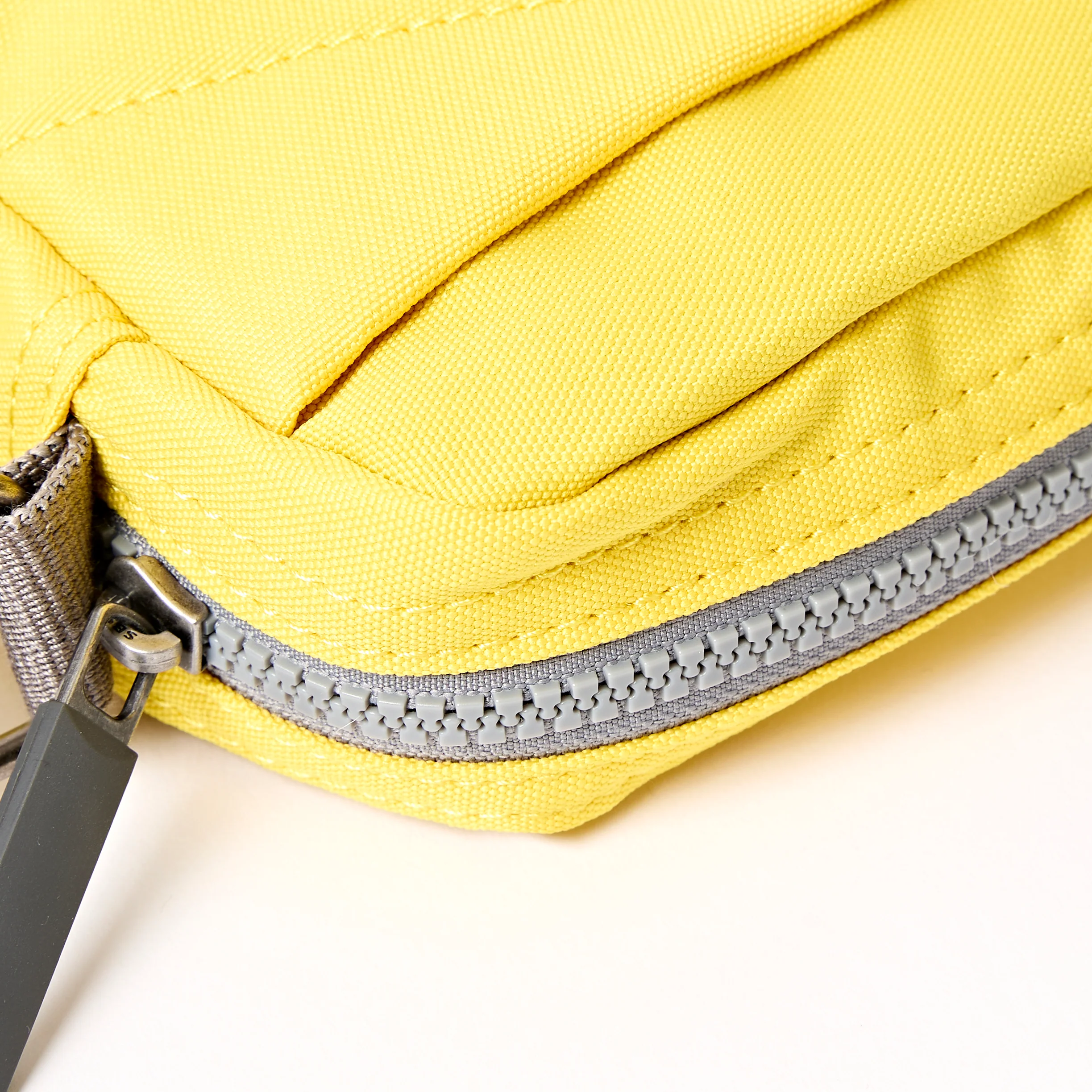 Bond Pocket Crossbody Bag in Passion Fruit - Image 5