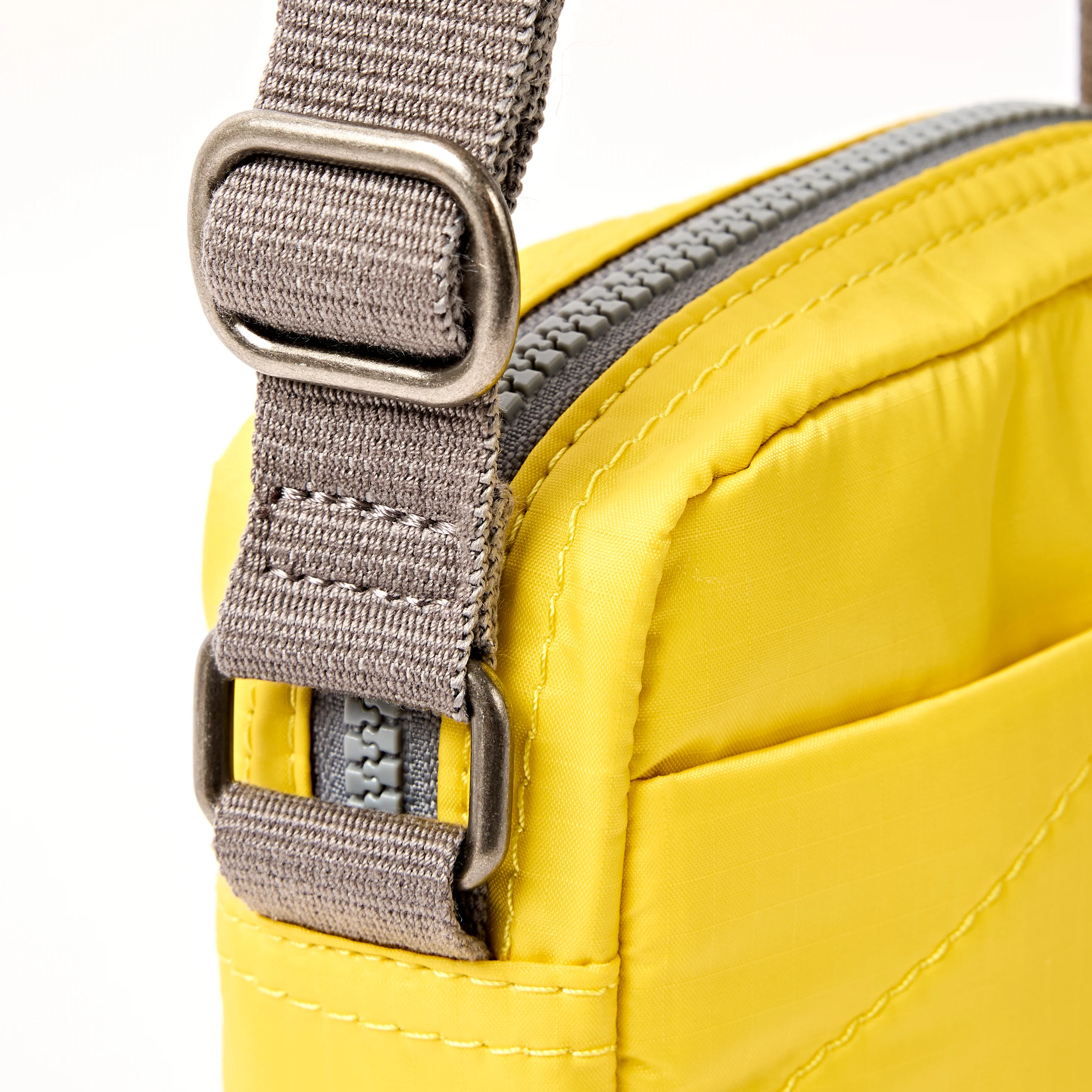 Bond Pocket Crossbody Bag in Passion Fruit - Image 6