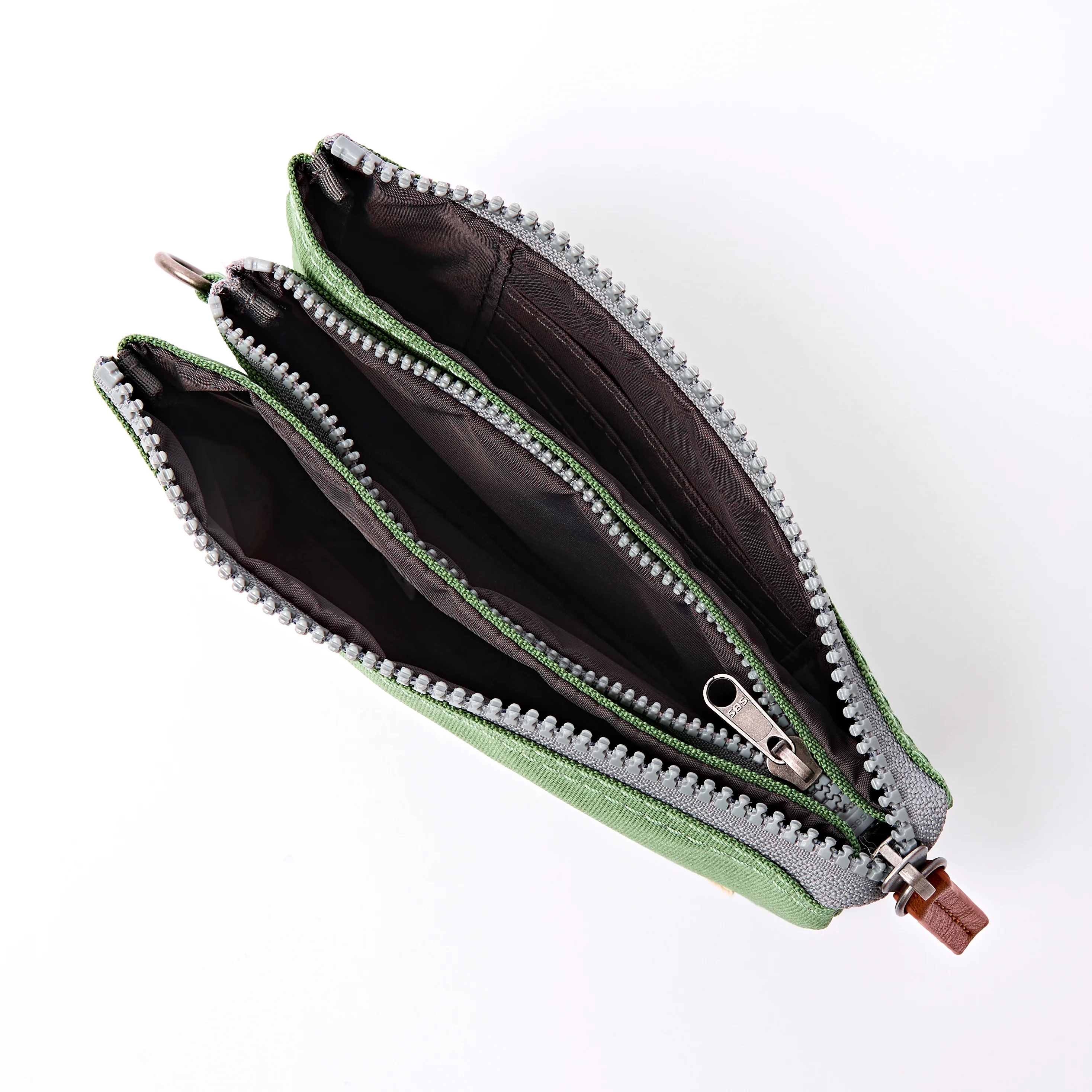 Carnaby Wallet in Artichoke - Image 5