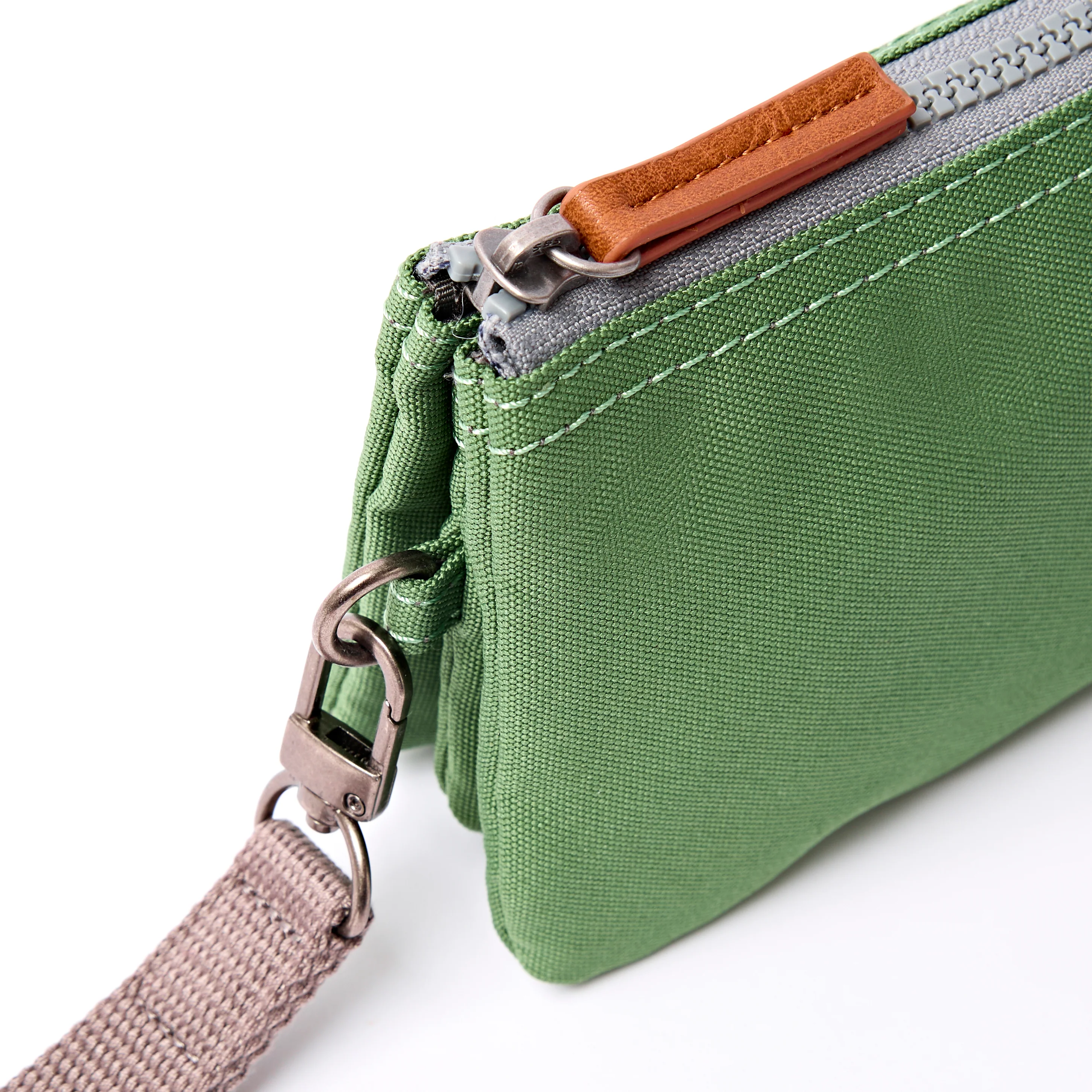 Carnaby Wallet in Artichoke - Image 7