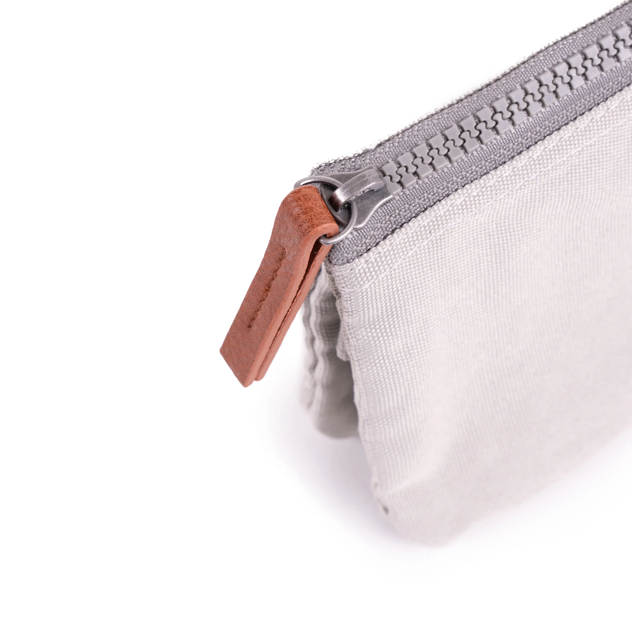 Carnaby Wallet in Mist - Image 5