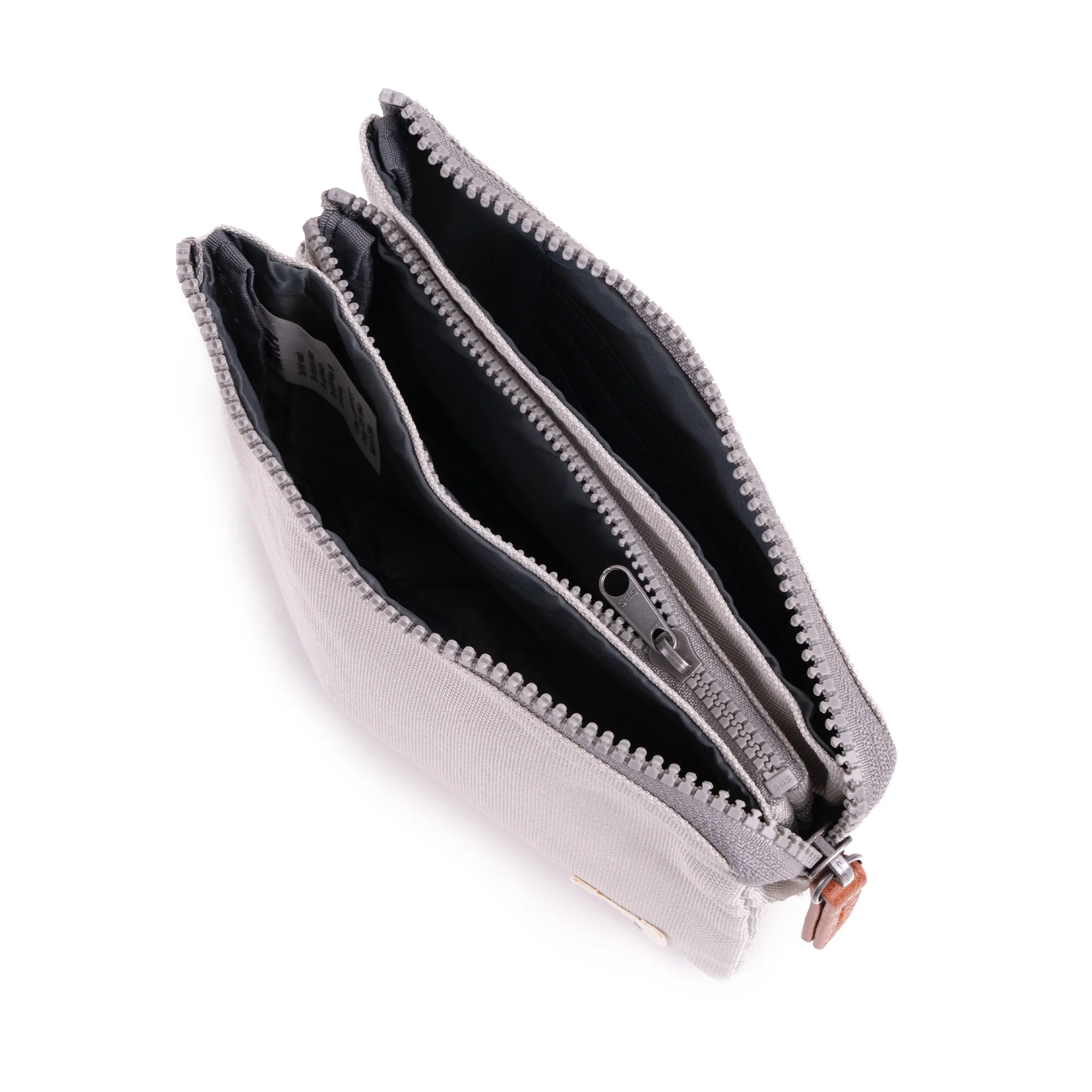 Carnaby Wallet in Mist - Image 7
