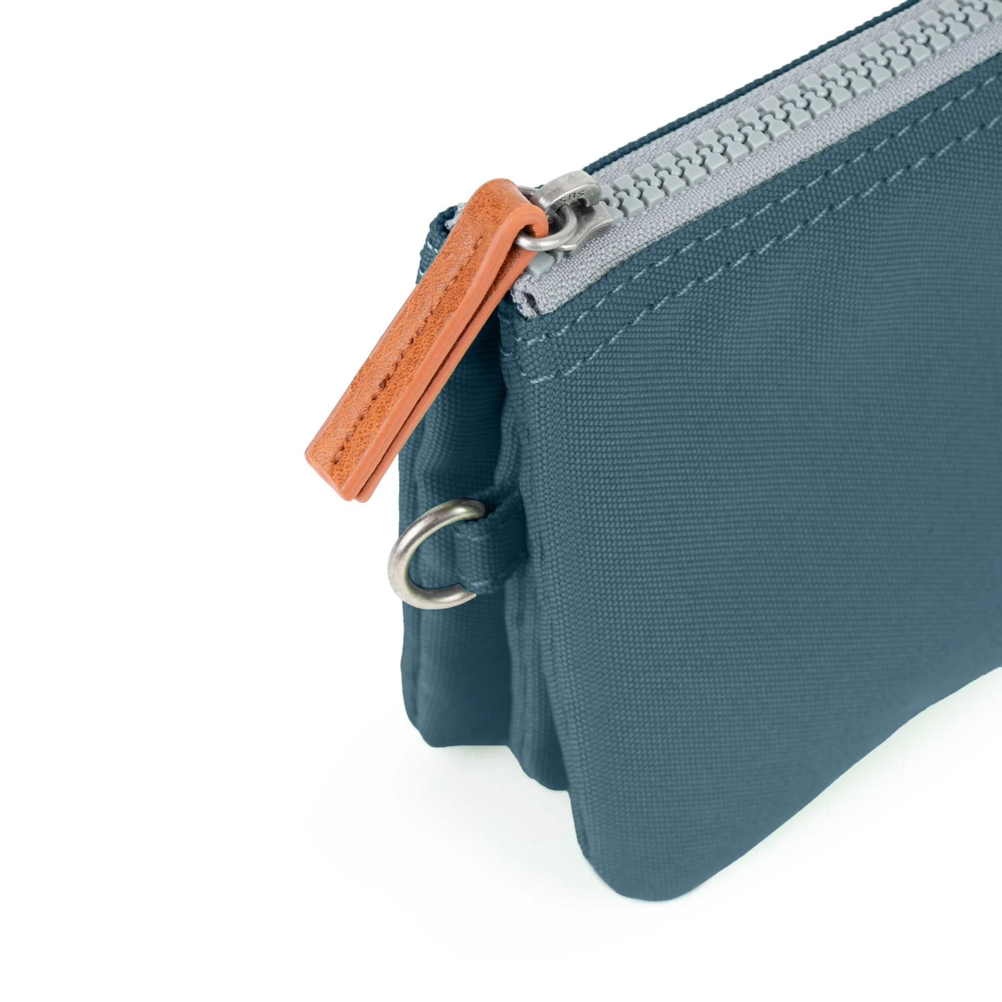 Carnaby Wallet in Airforce - Image 9