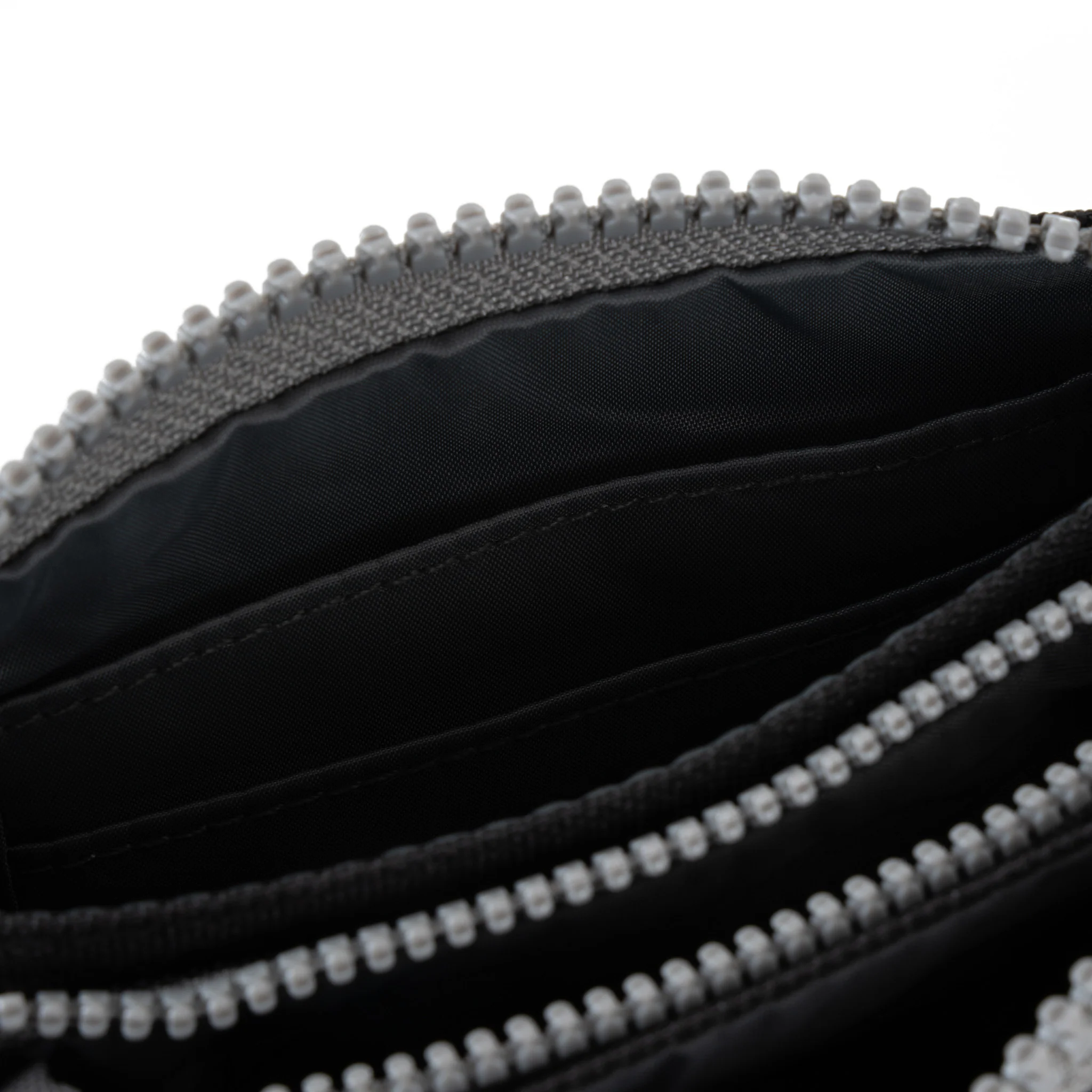 Carnaby Wallet in Ash - Image 6