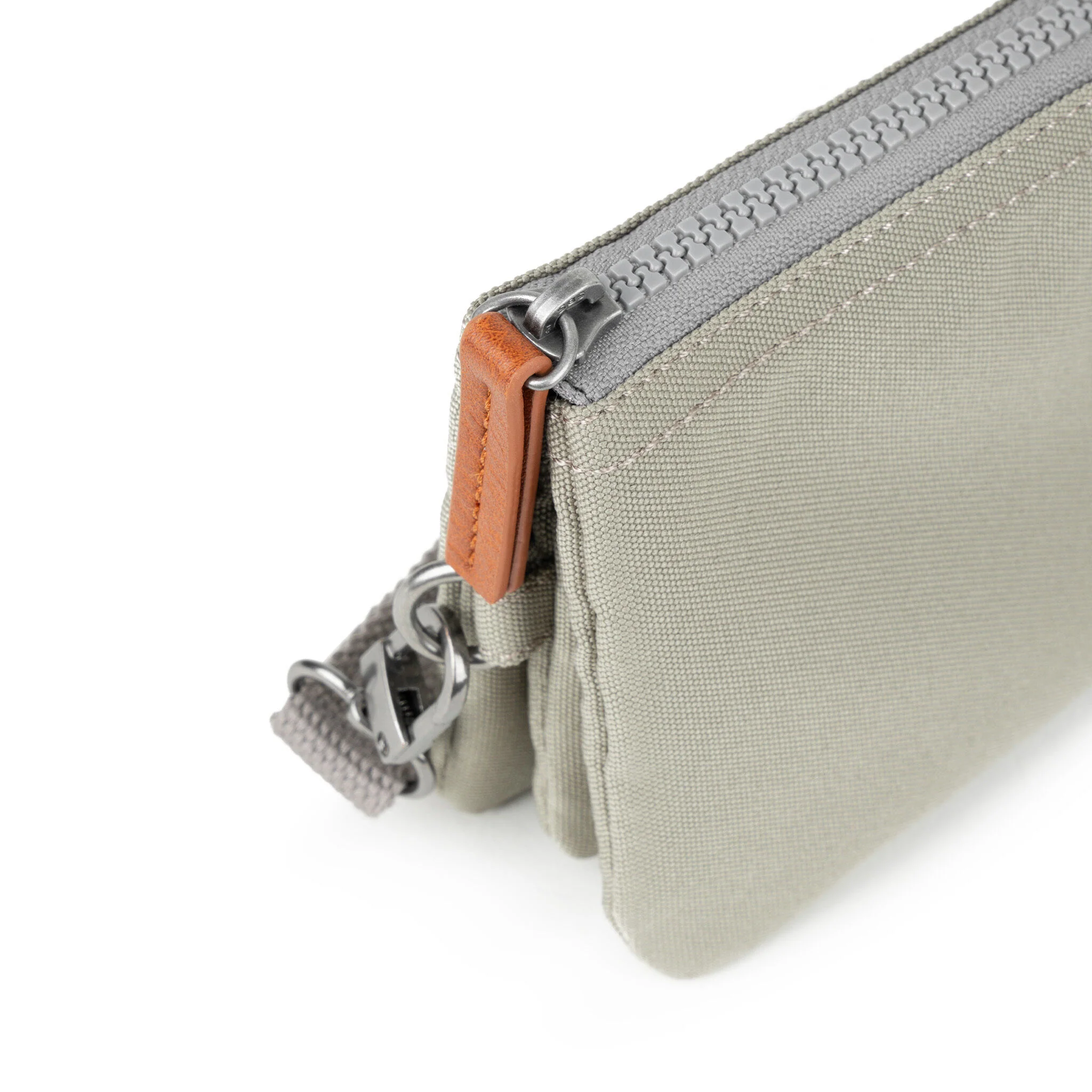 Carnaby Wallet in Coriander - Image 10