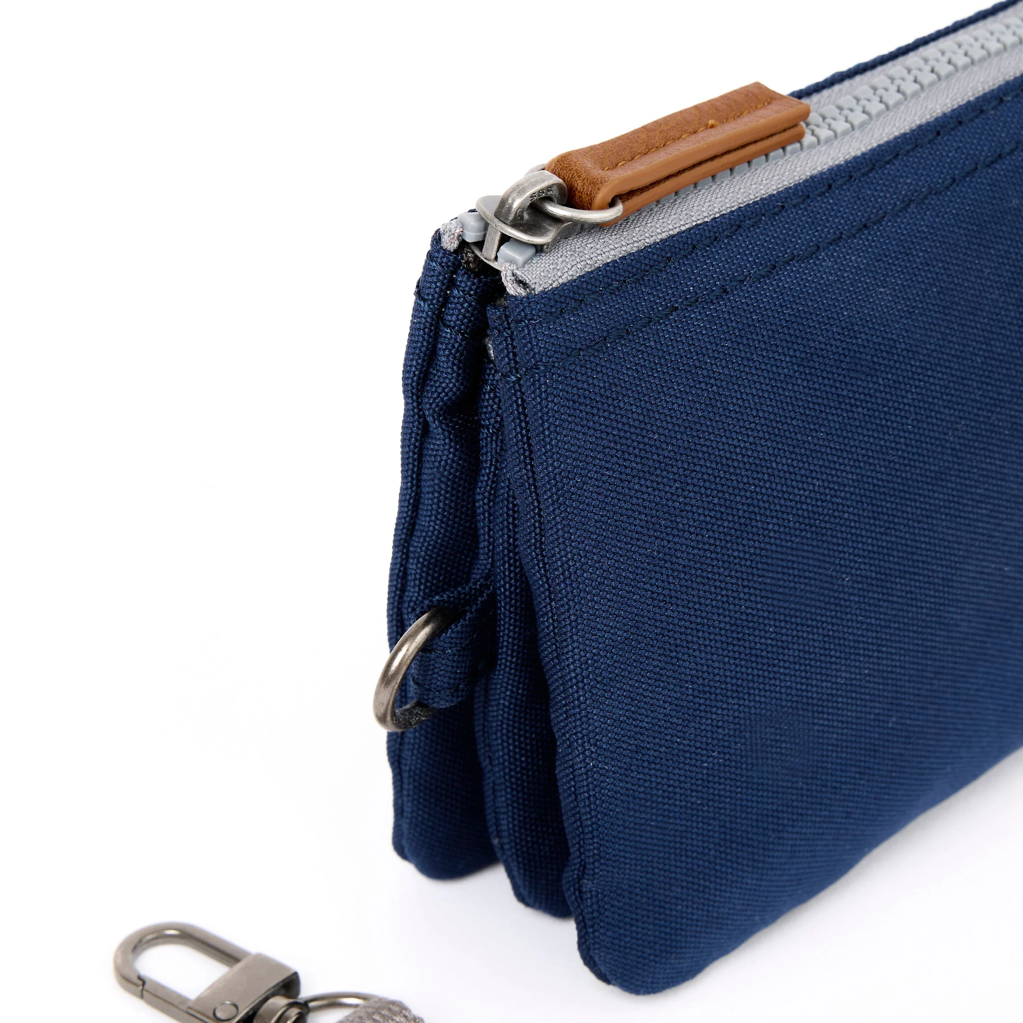 Carnaby Wallet in Crisp Blue - Image 5