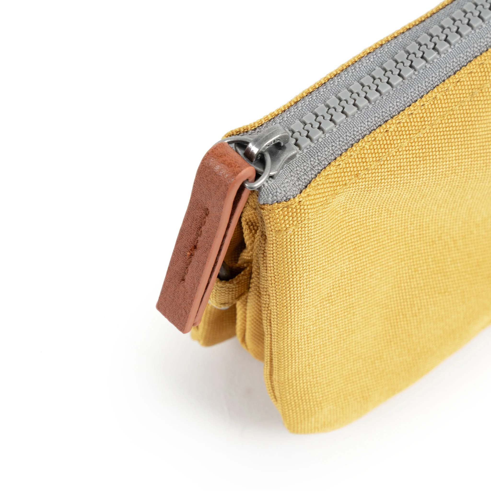 Carnaby Wallet in Flax - Image 9
