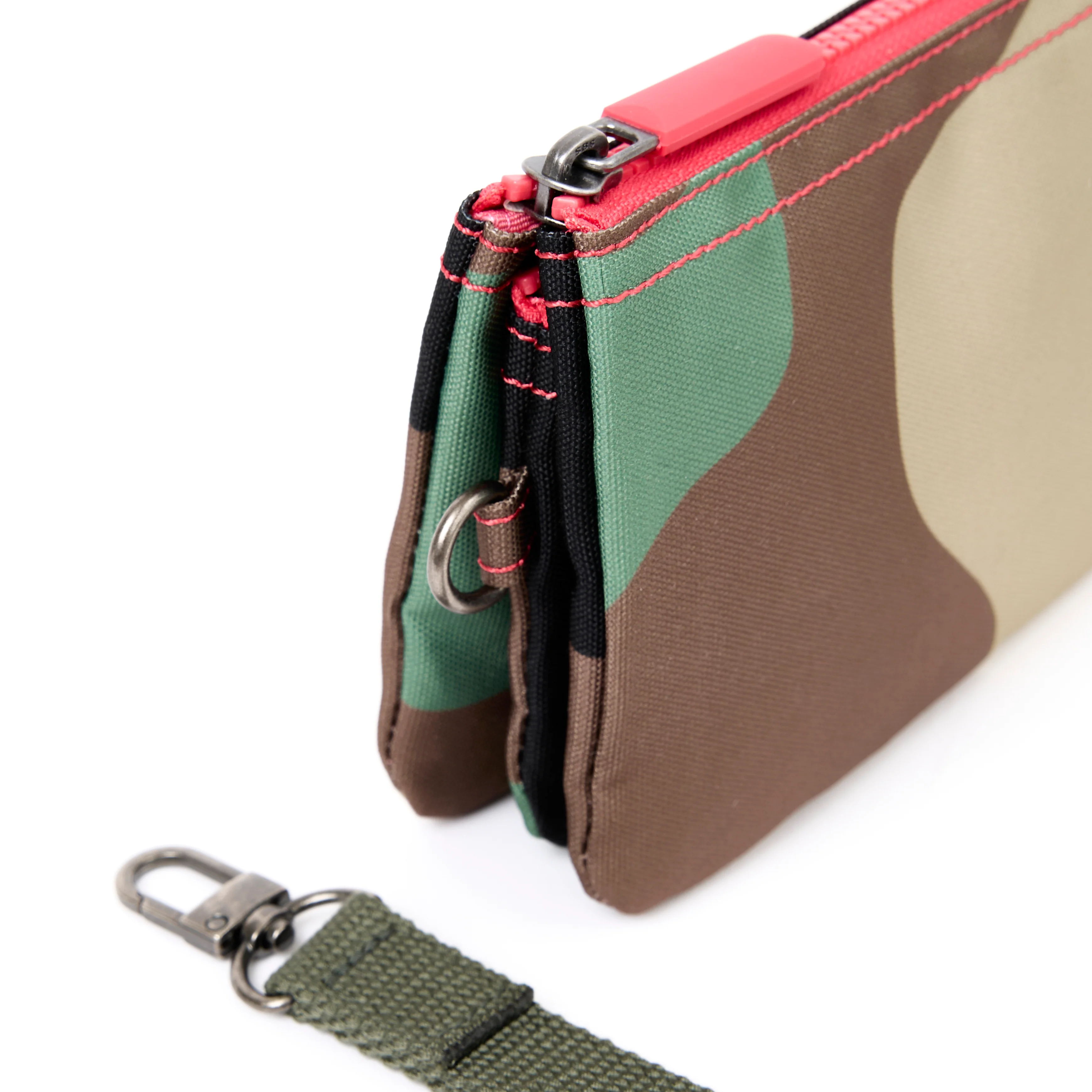 Carnaby Wallet in Vintage Camo - Image 7
