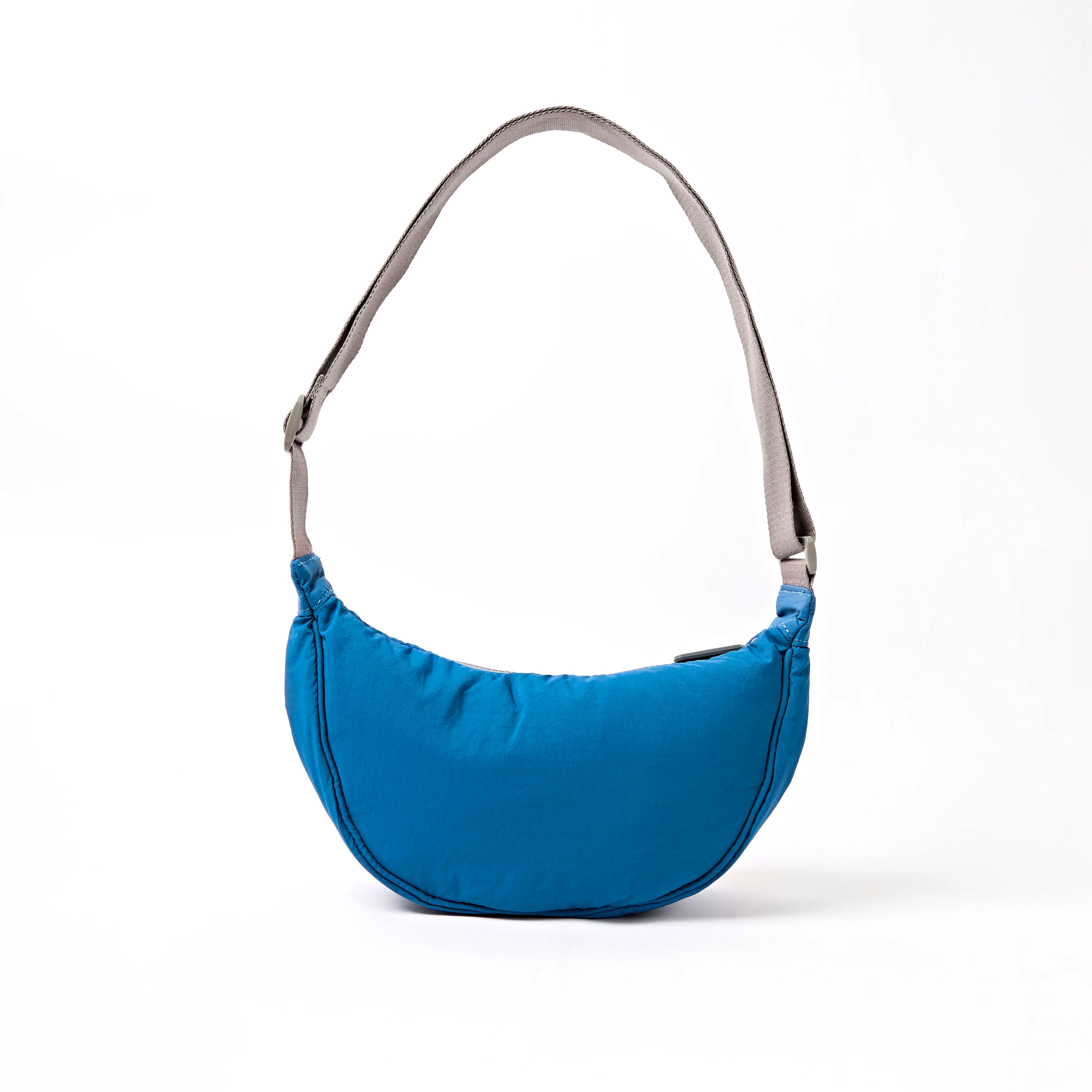 Farringdon Half Moon Bag in Malibu Blue Taslon - Image 4