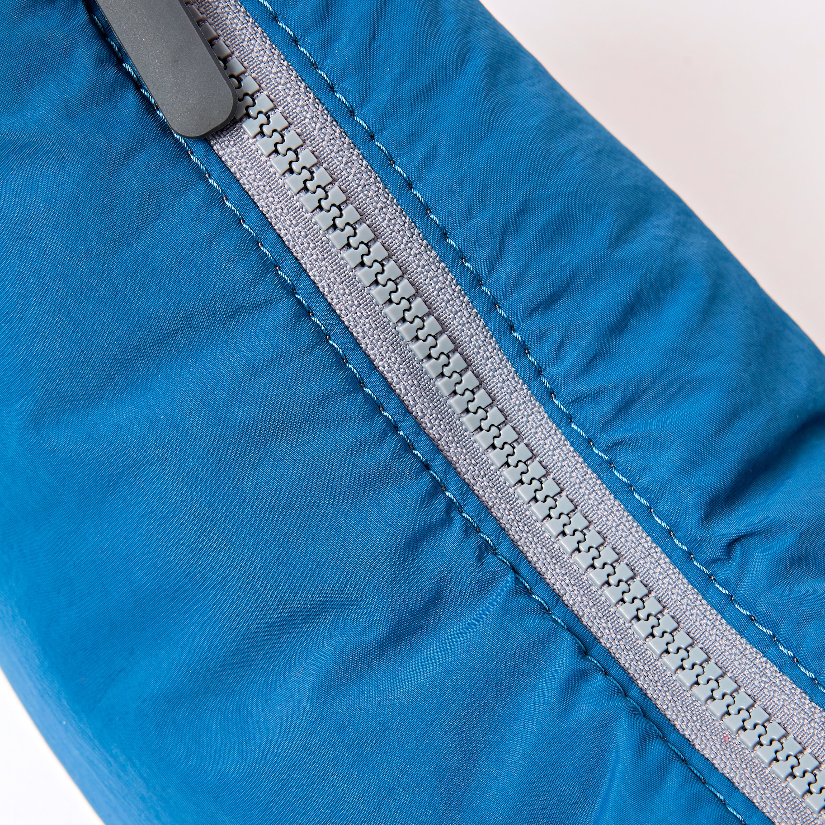Farringdon Half Moon Bag in Malibu Blue Taslon - Image 6