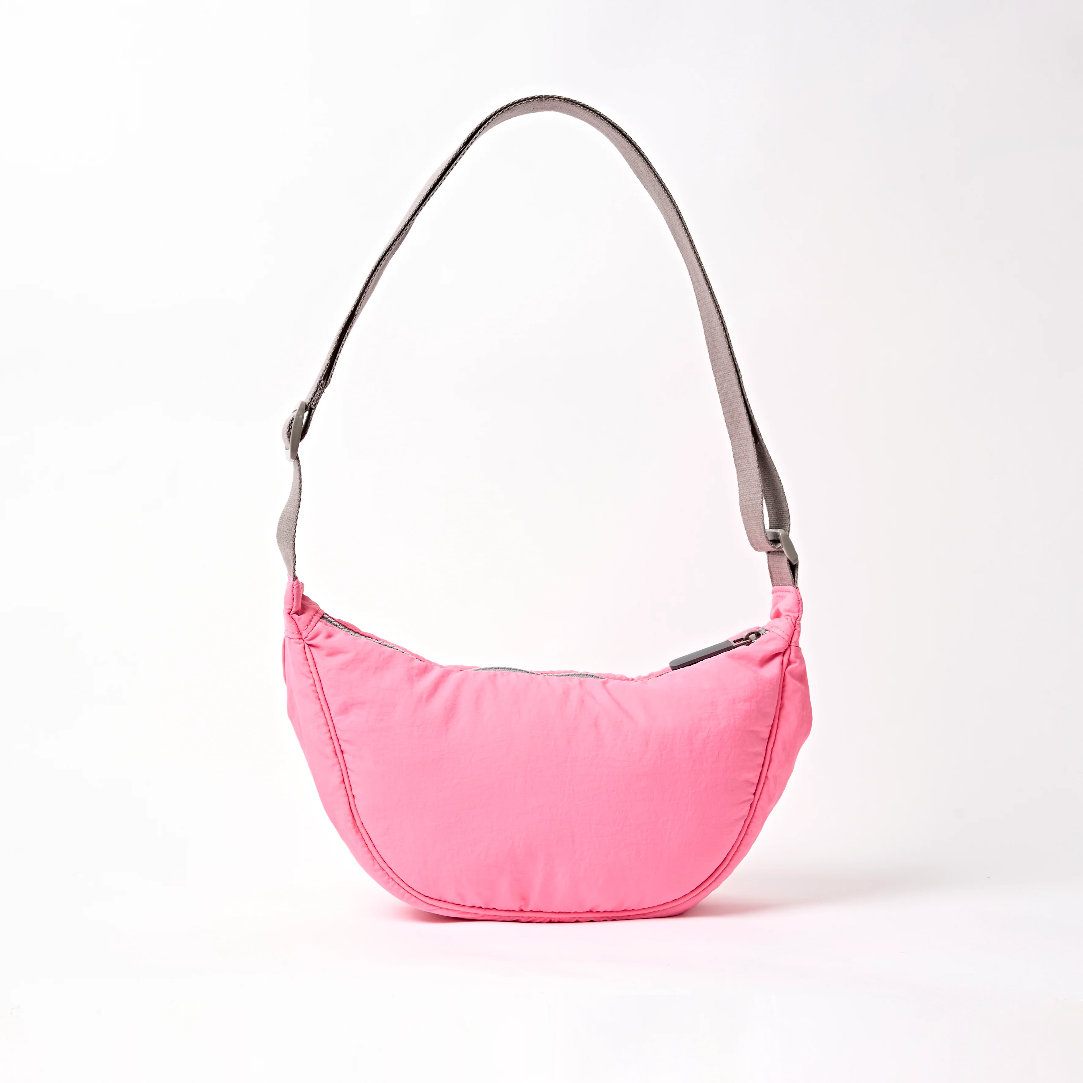 Farringdon Half Moon Bag in Pink Lemonade Taslon - Image 4