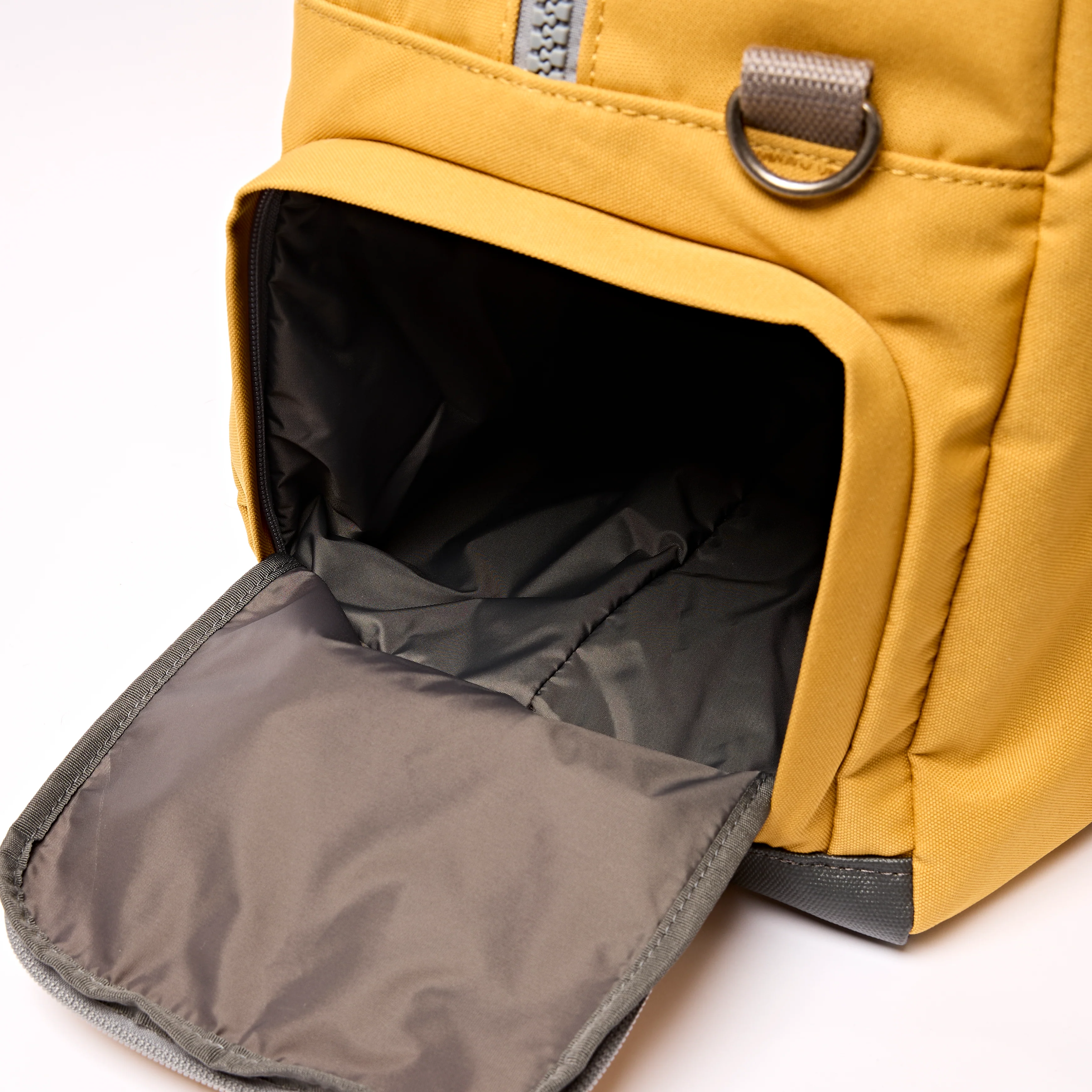 Gatwick Carry-On Duffel in Flax - Image 6