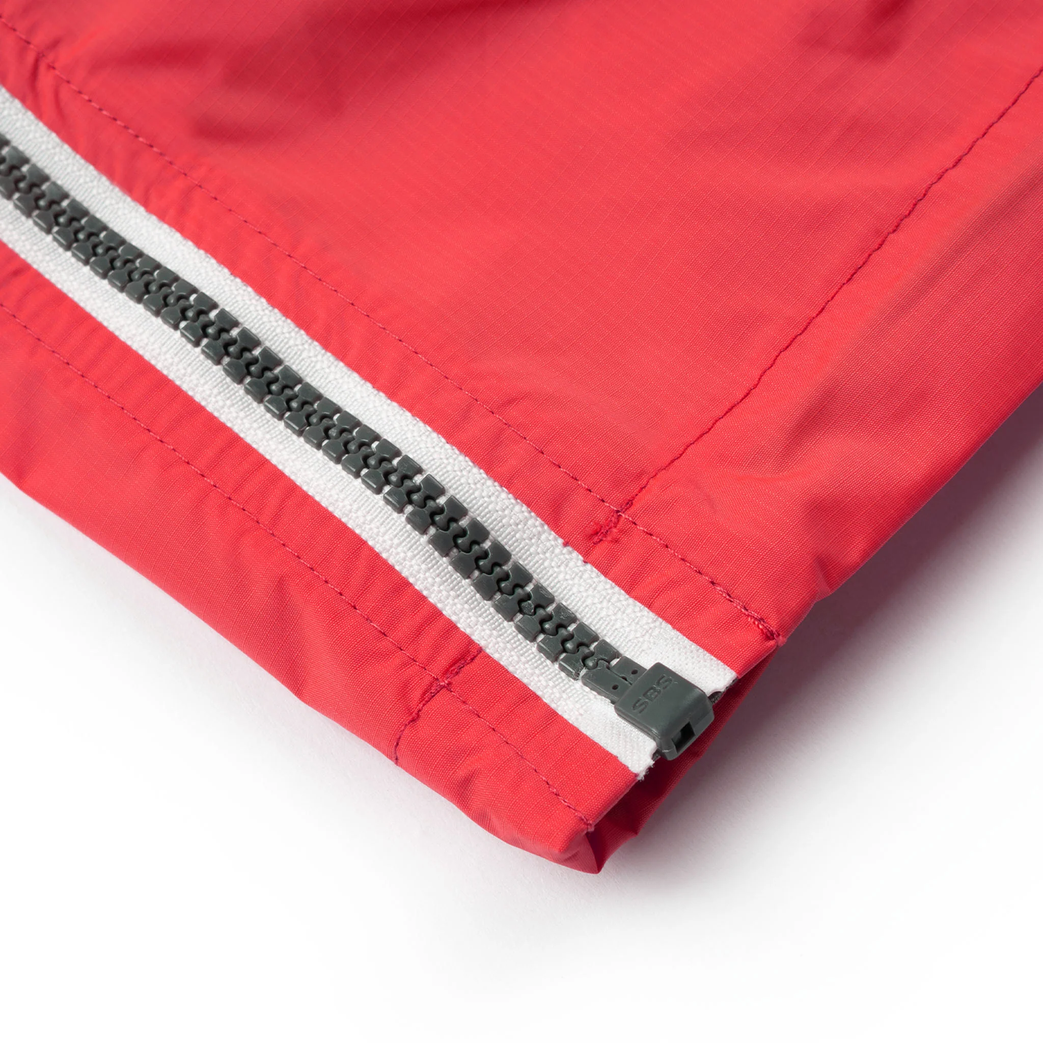Holborn Rain Jacket in Poppy - Image 6