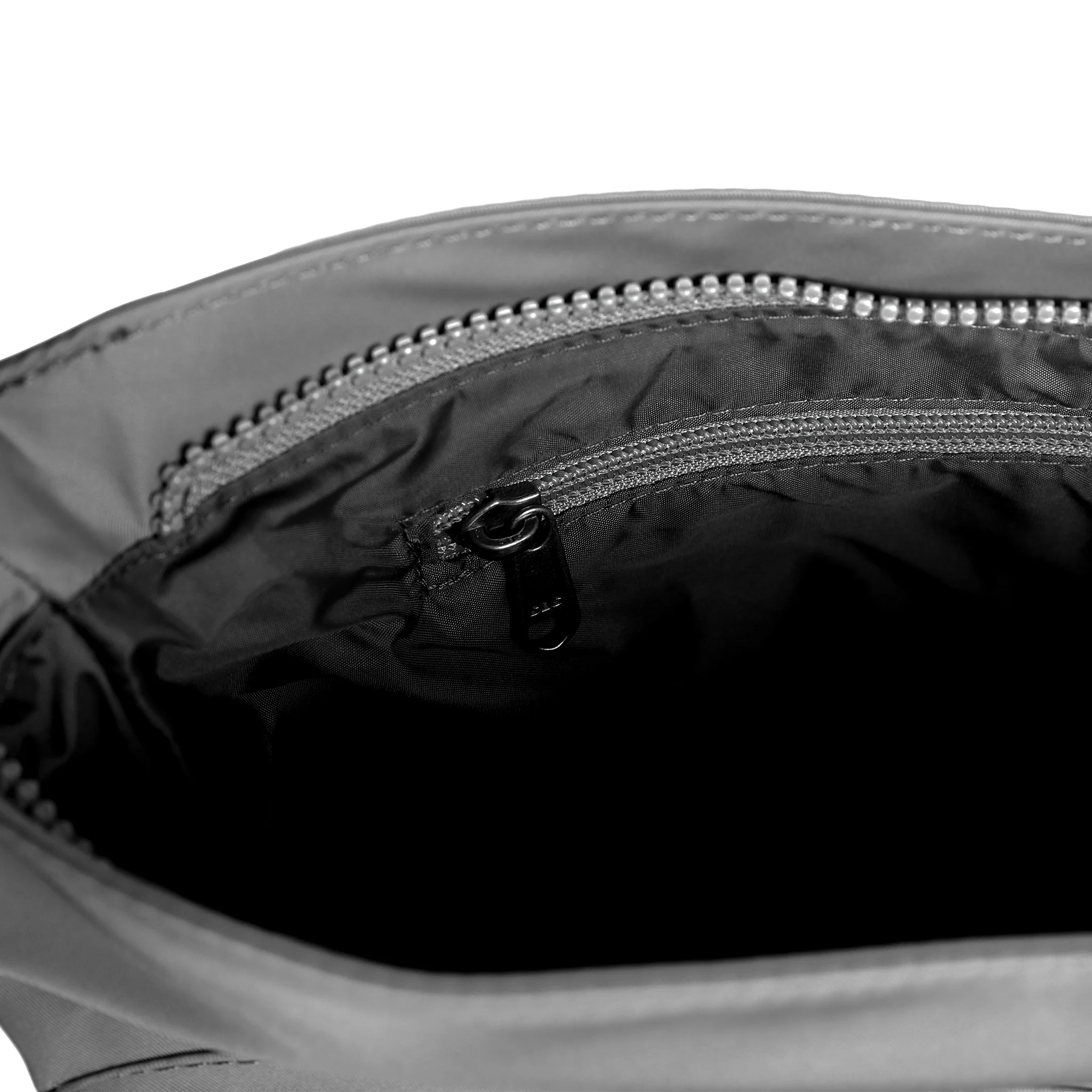 Kennington Crossbody Bag in Stormy - Image 5