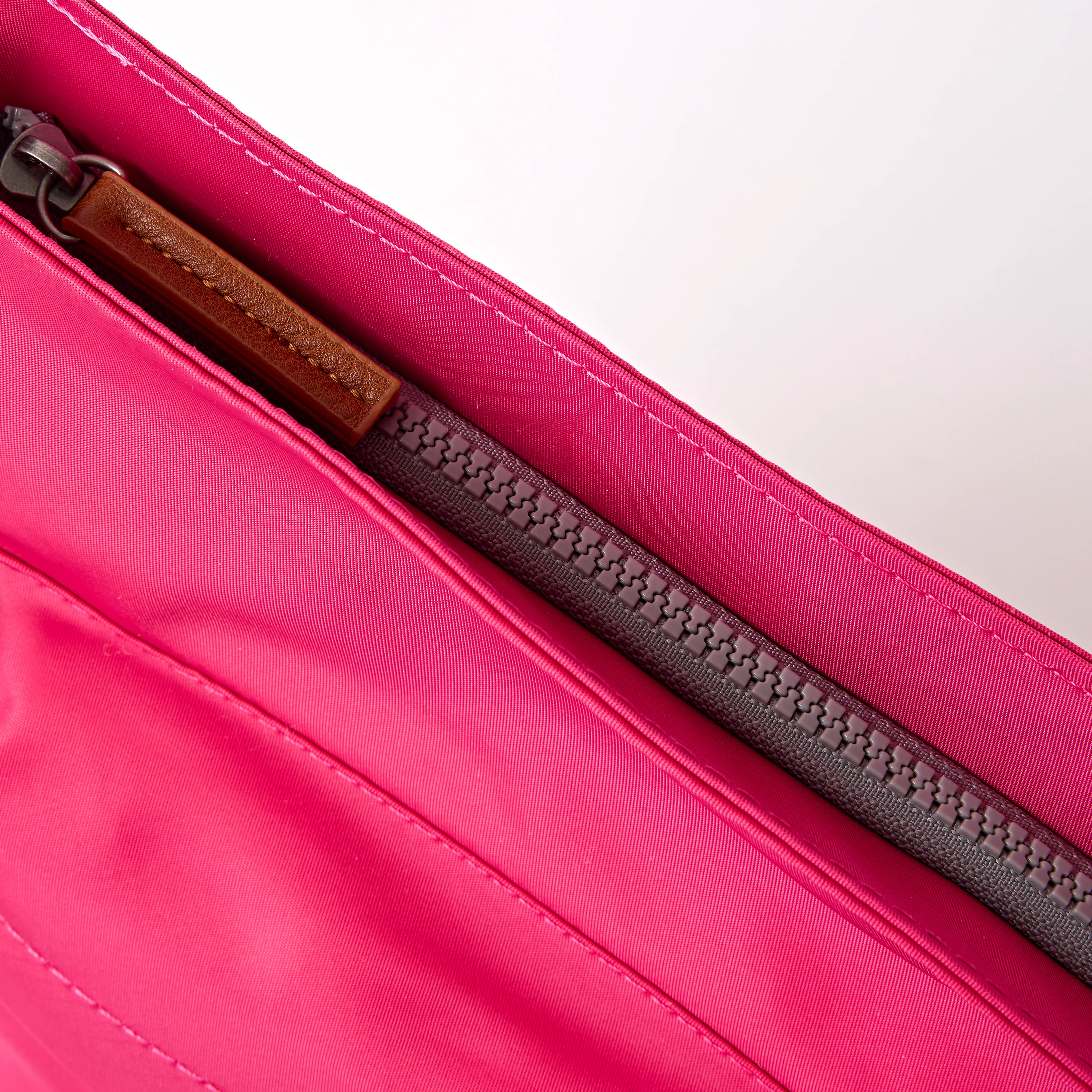 Kennington Crossbody Bag in Granita Red - Image 5