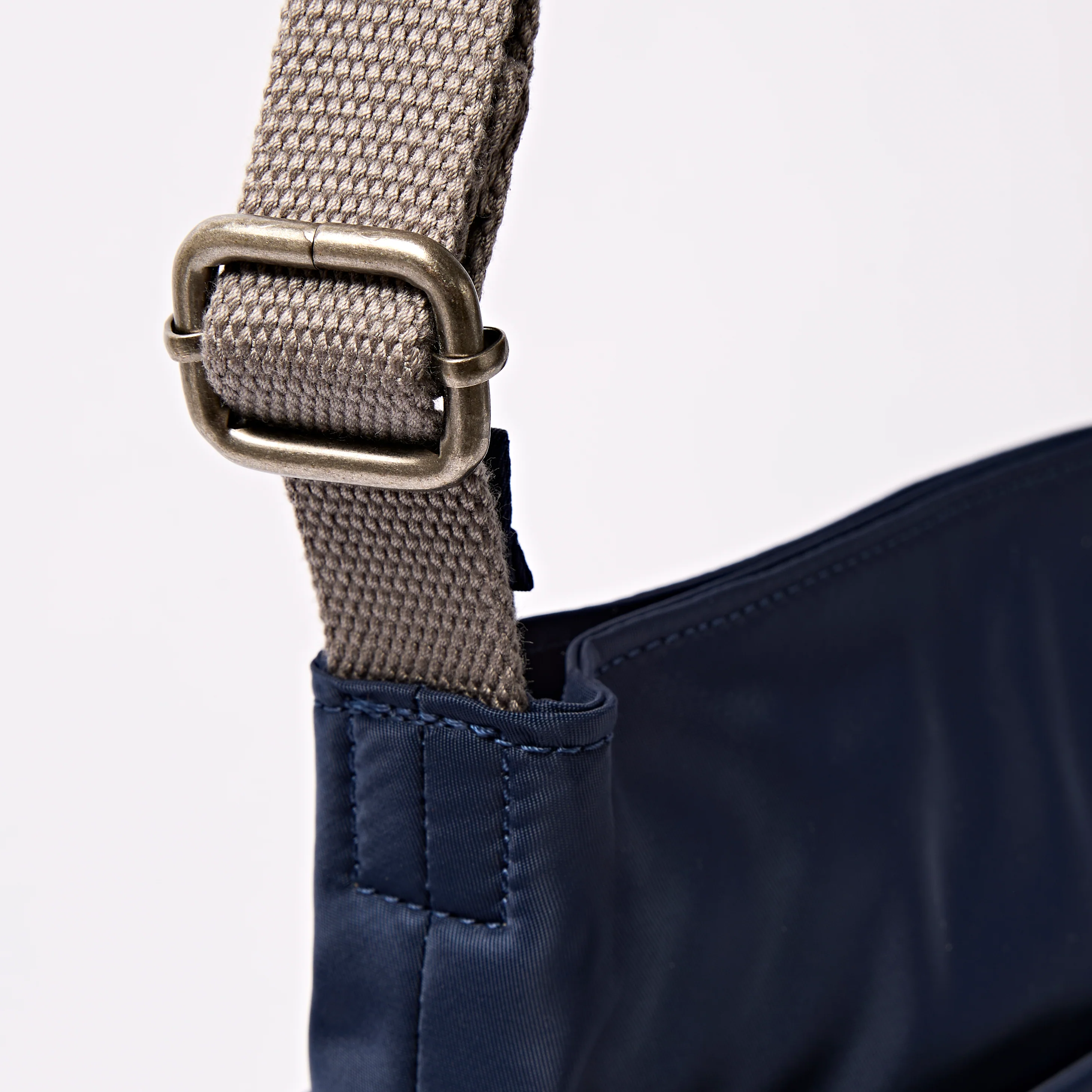 Kennington Crossbody Bag in Midnight Stripe - Image 6