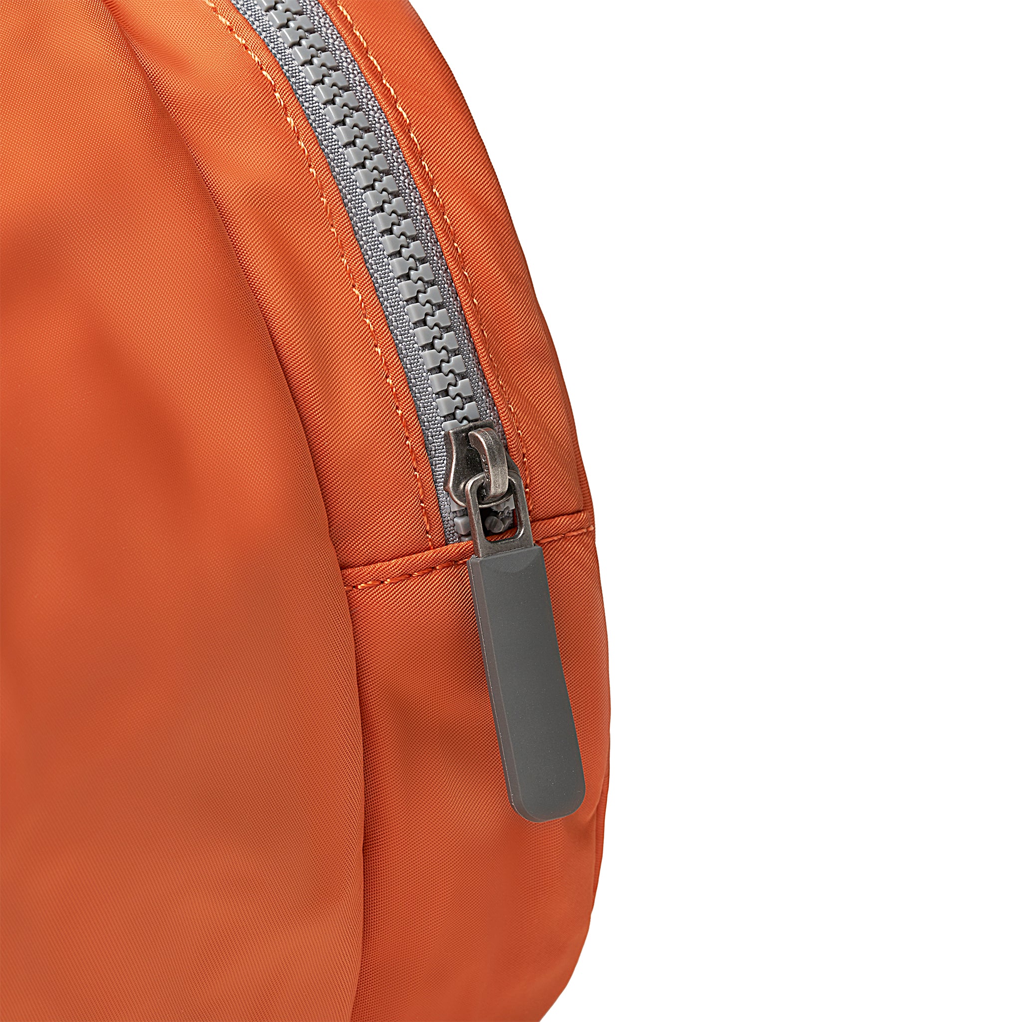 Luton Duffel Bag in Burnt Orange - Image 7