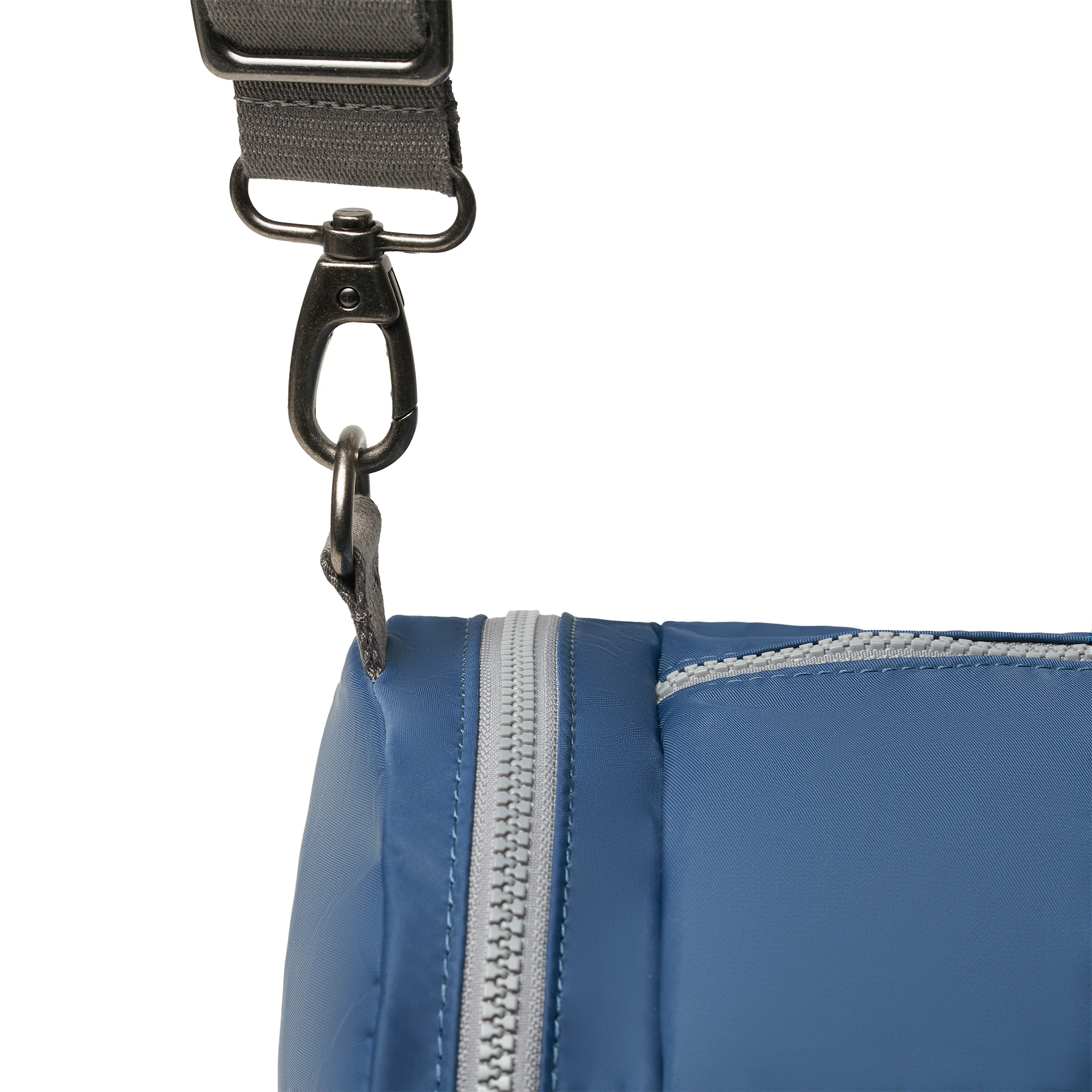 Luton Duffel Bag in Pacific - Image 7