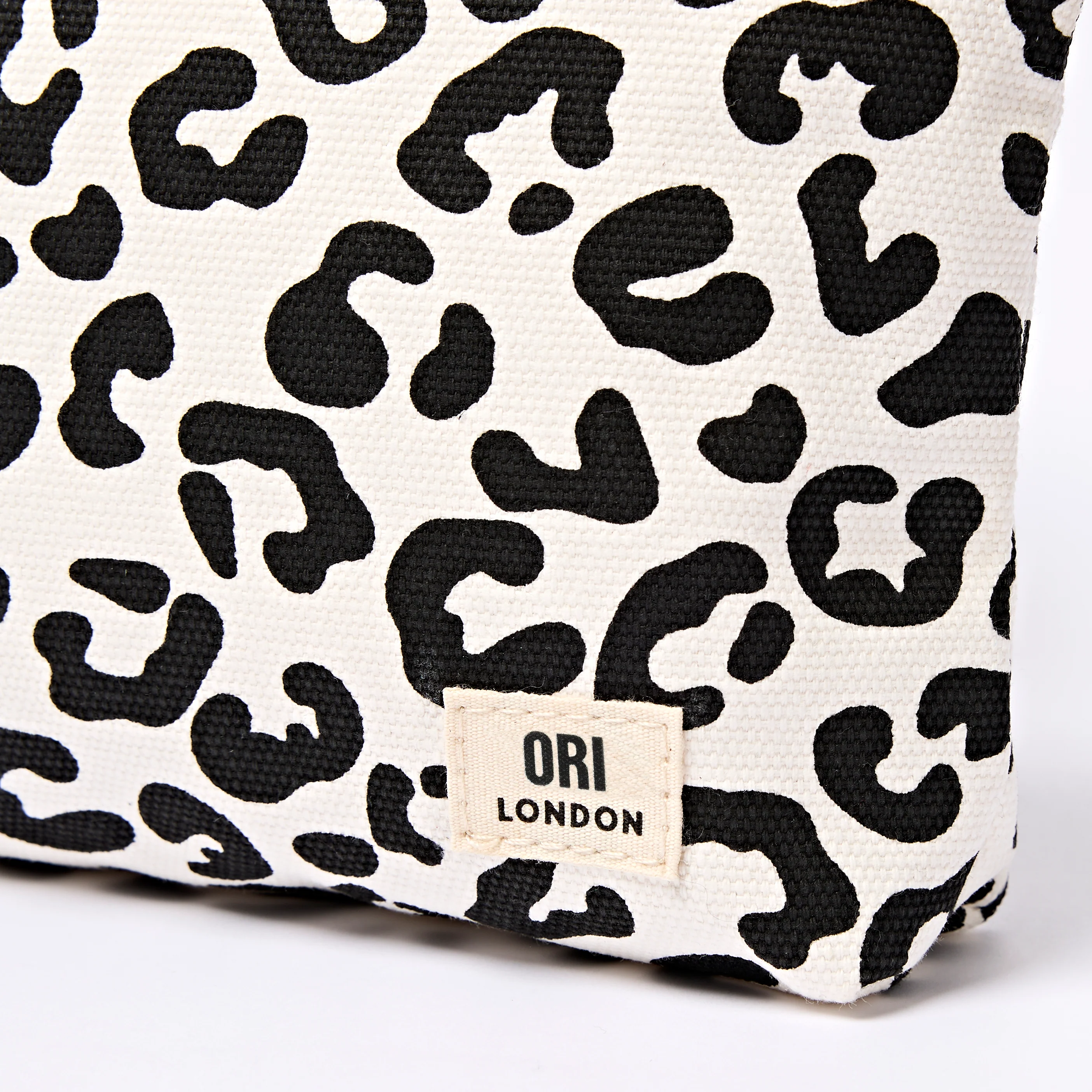 Maida Vale Pouch in Summer Leopard - Image 7