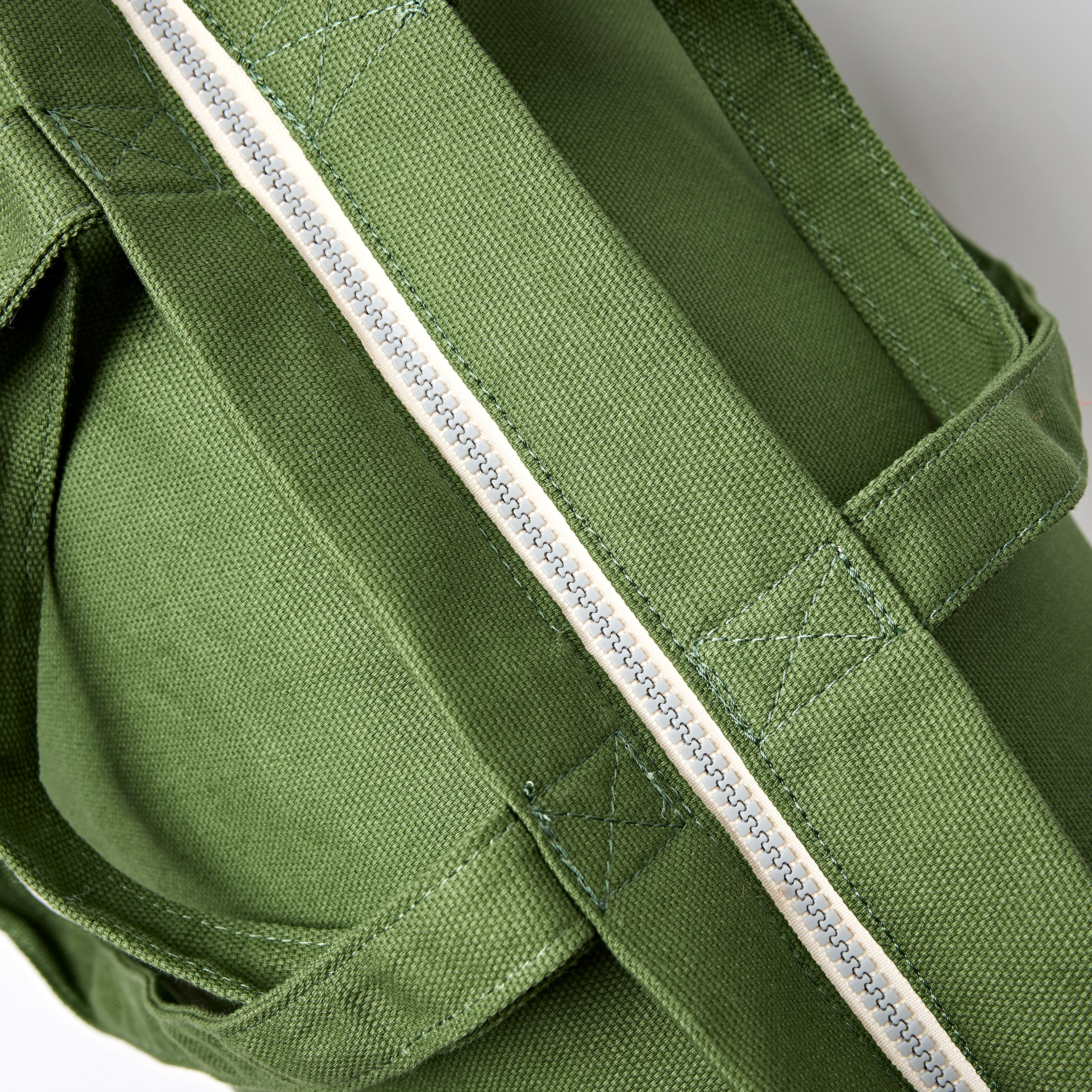 Marylebone Tote Bag in Artichoke - Image 5