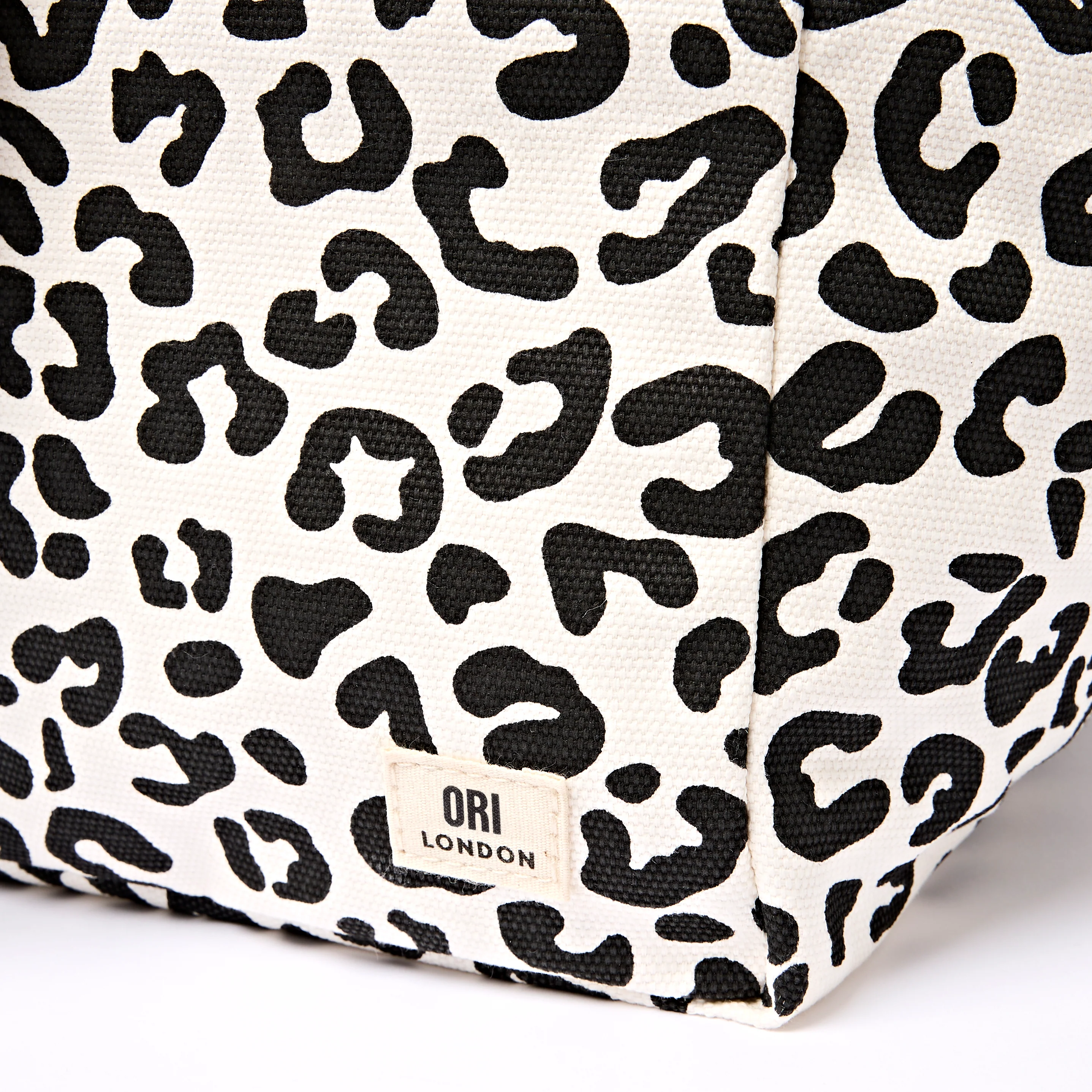 Marylebone Tote Bag in Summer Leopard - Image 8