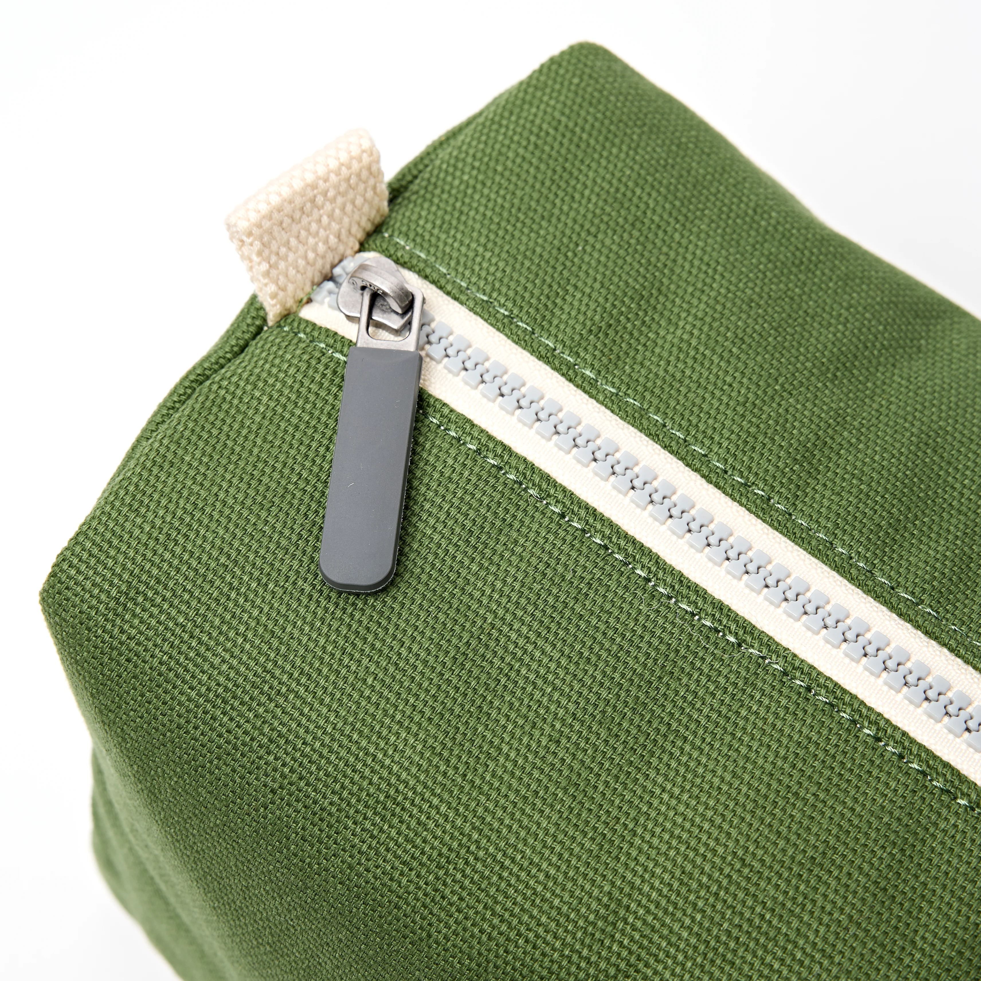 Mayfair Wash Bag in Artichoke - Image 6