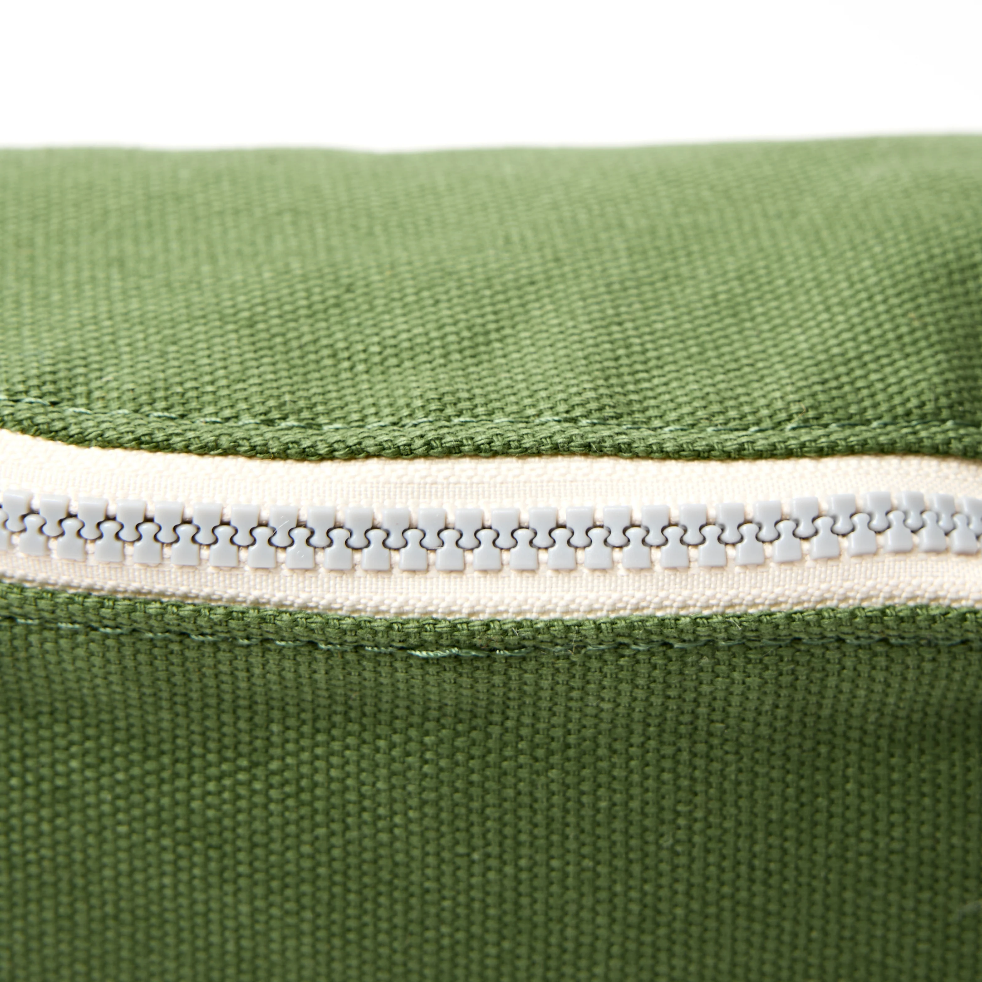 Mill Hill Crossbody Bag in Artichoke - Image 5