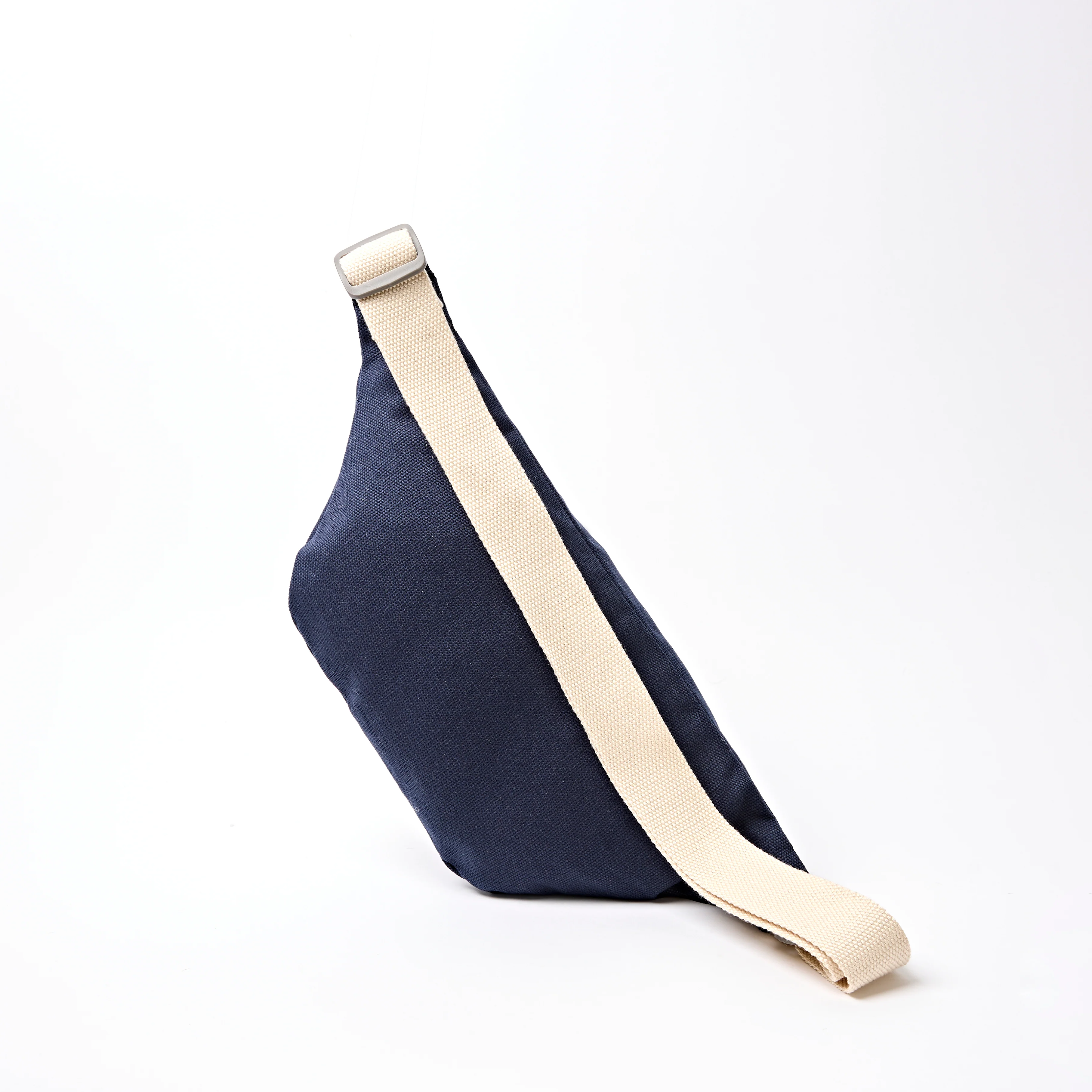 Mill Hill Crossbody Bag in Midnight - Image 3