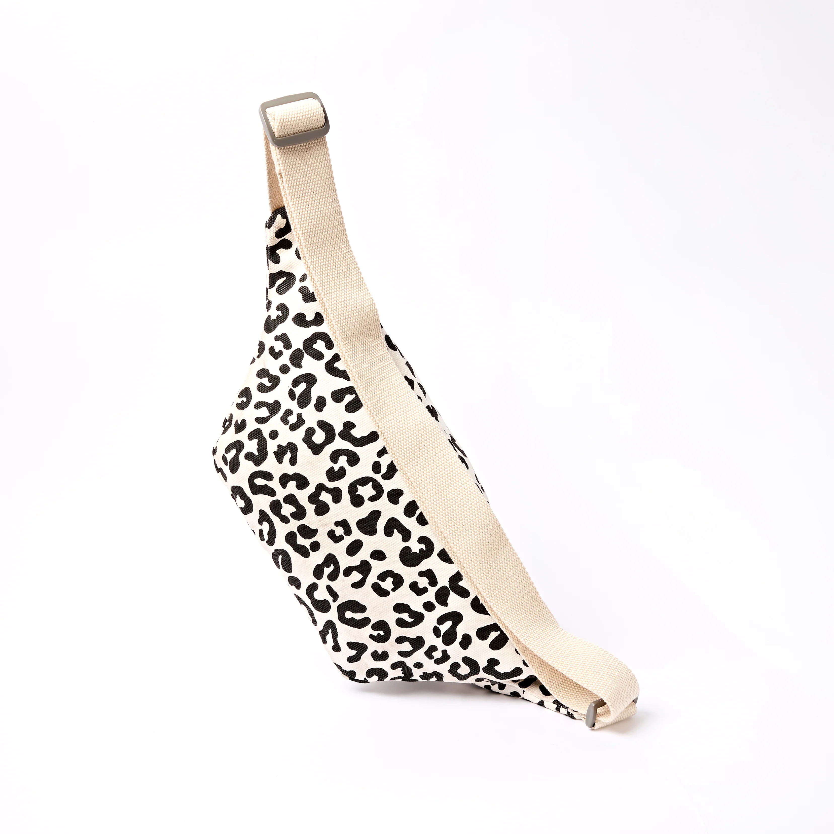 Mill Hill Crossbody Bag in Summer Leopard - Image 5