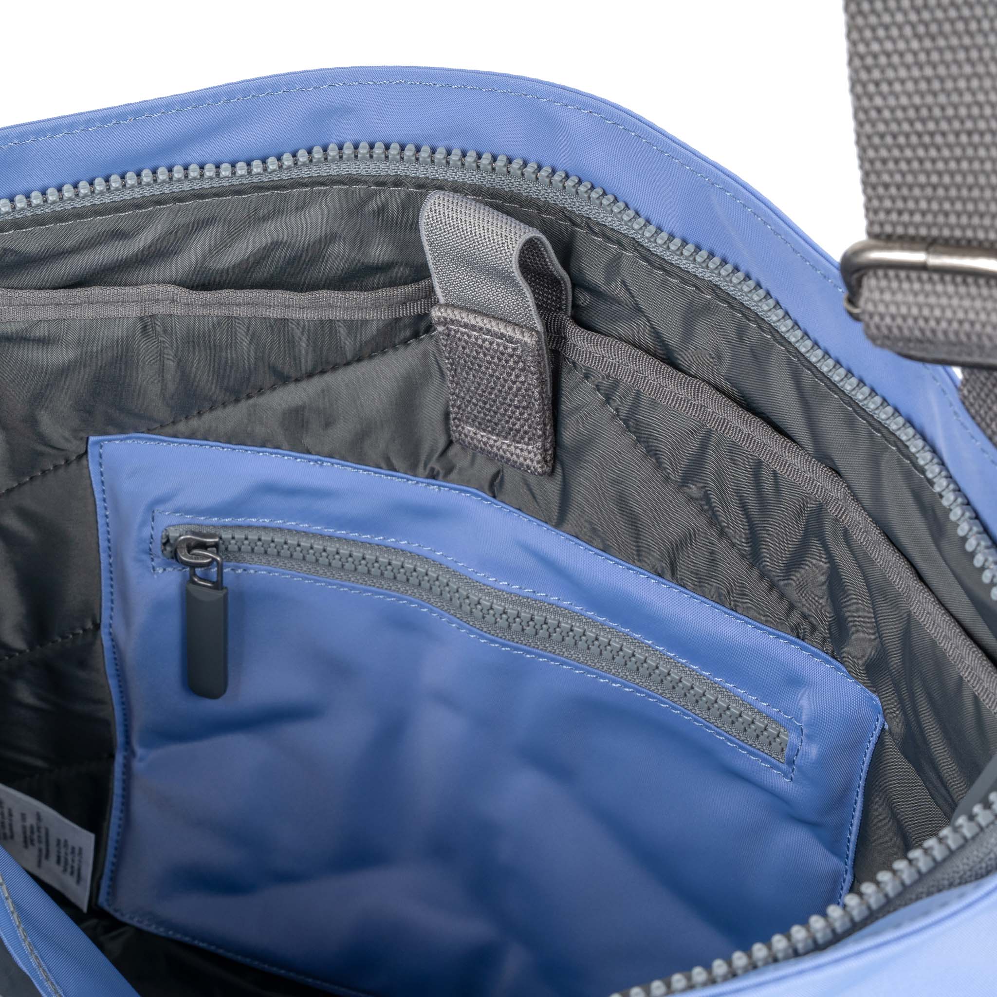 Moorgate Messenger Bag in Jacaranda - Image 4