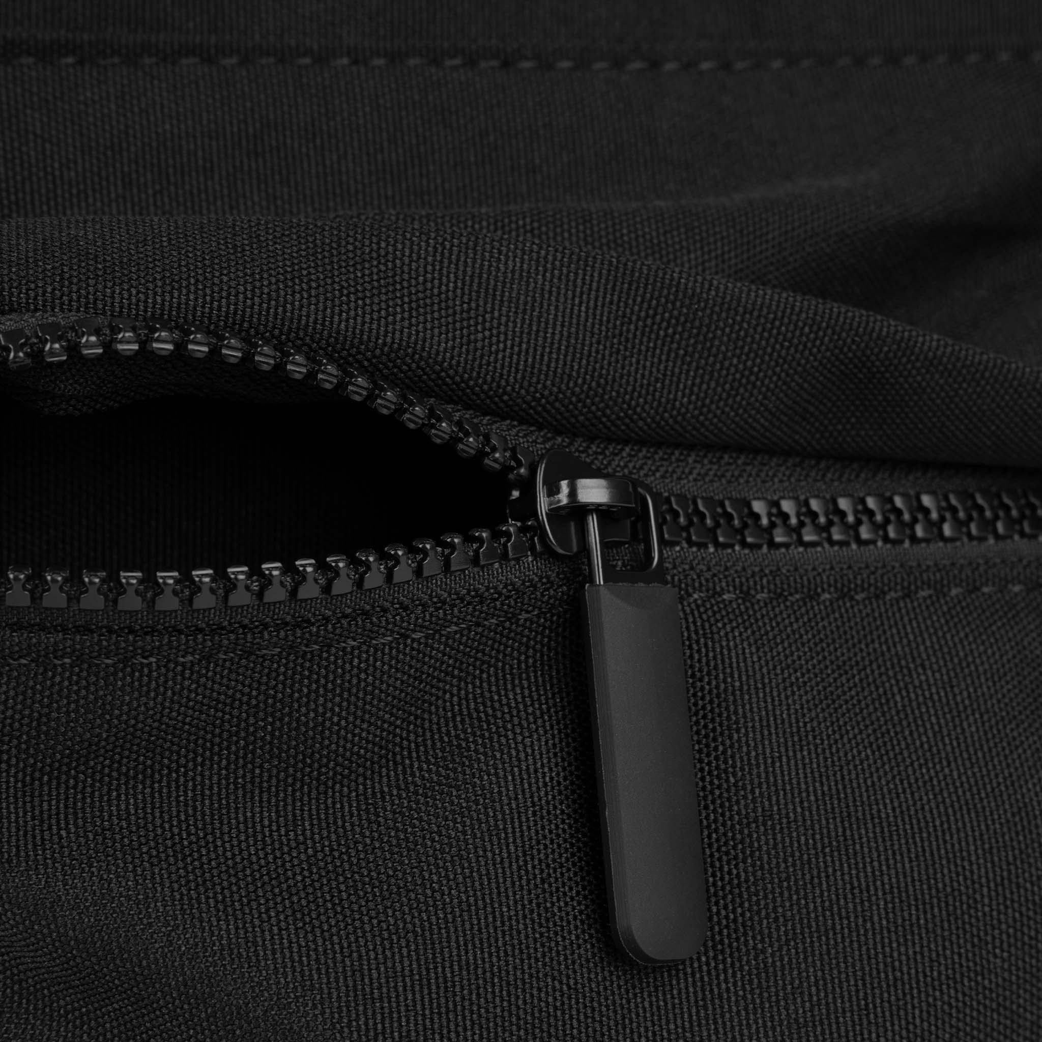 All Black Trafalgar Tote Bag in Ash - Image 6
