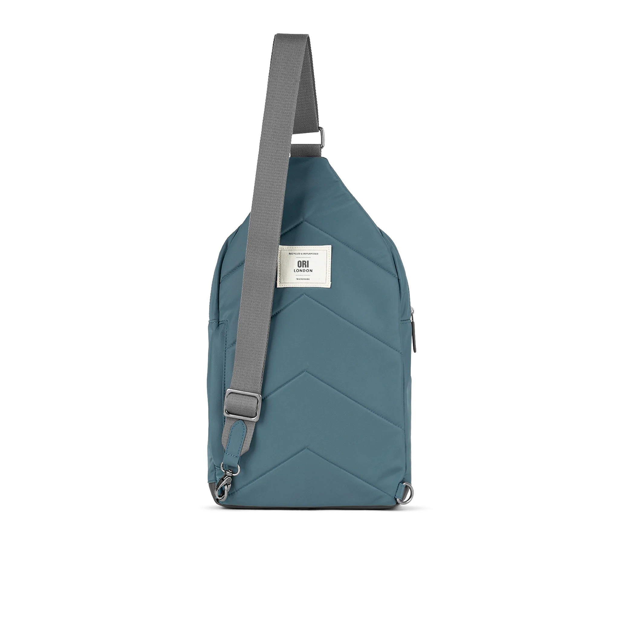 Willesden XL Sling Bag in Airforce - Image 10