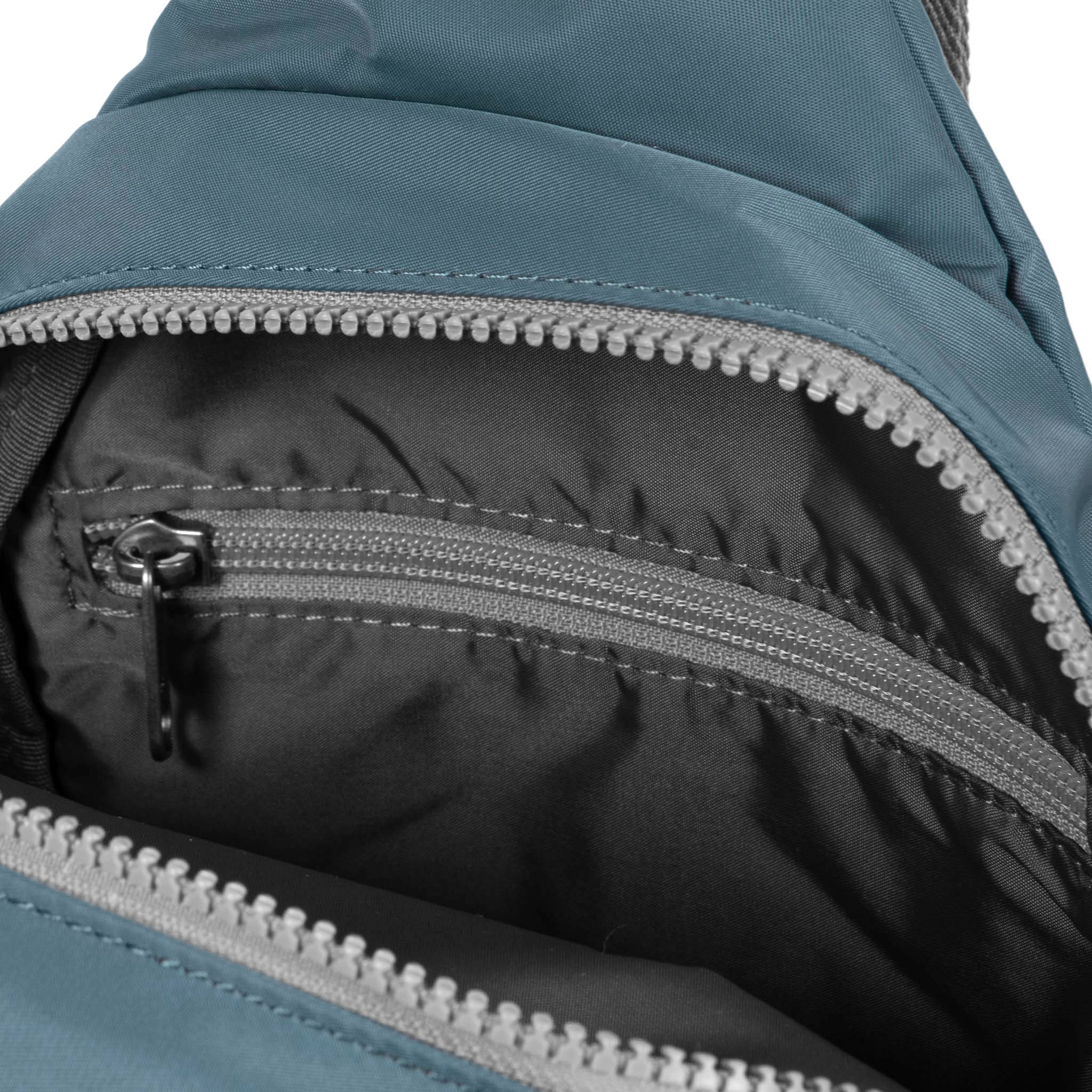 Willesden XL Sling Bag in Airforce - Image 7