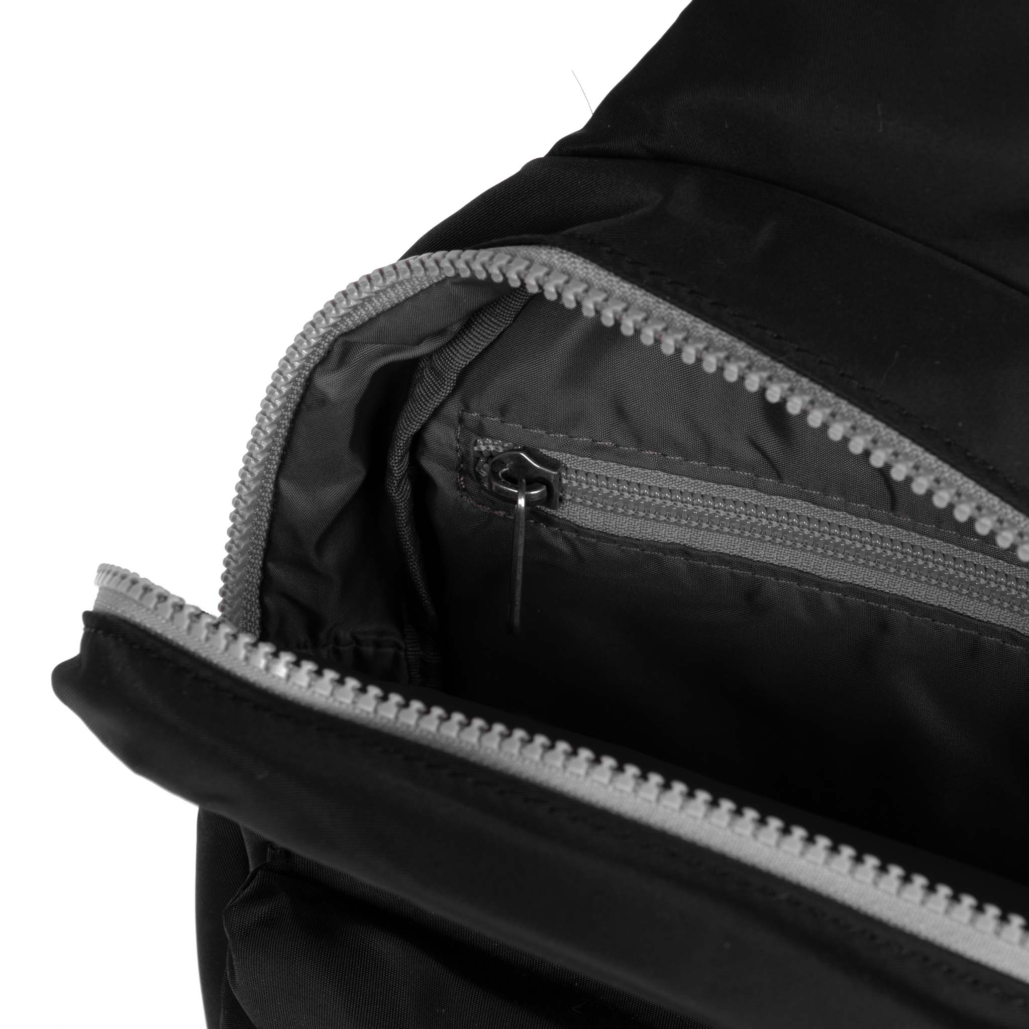 Willesden Sling Bag in Black - Image 5