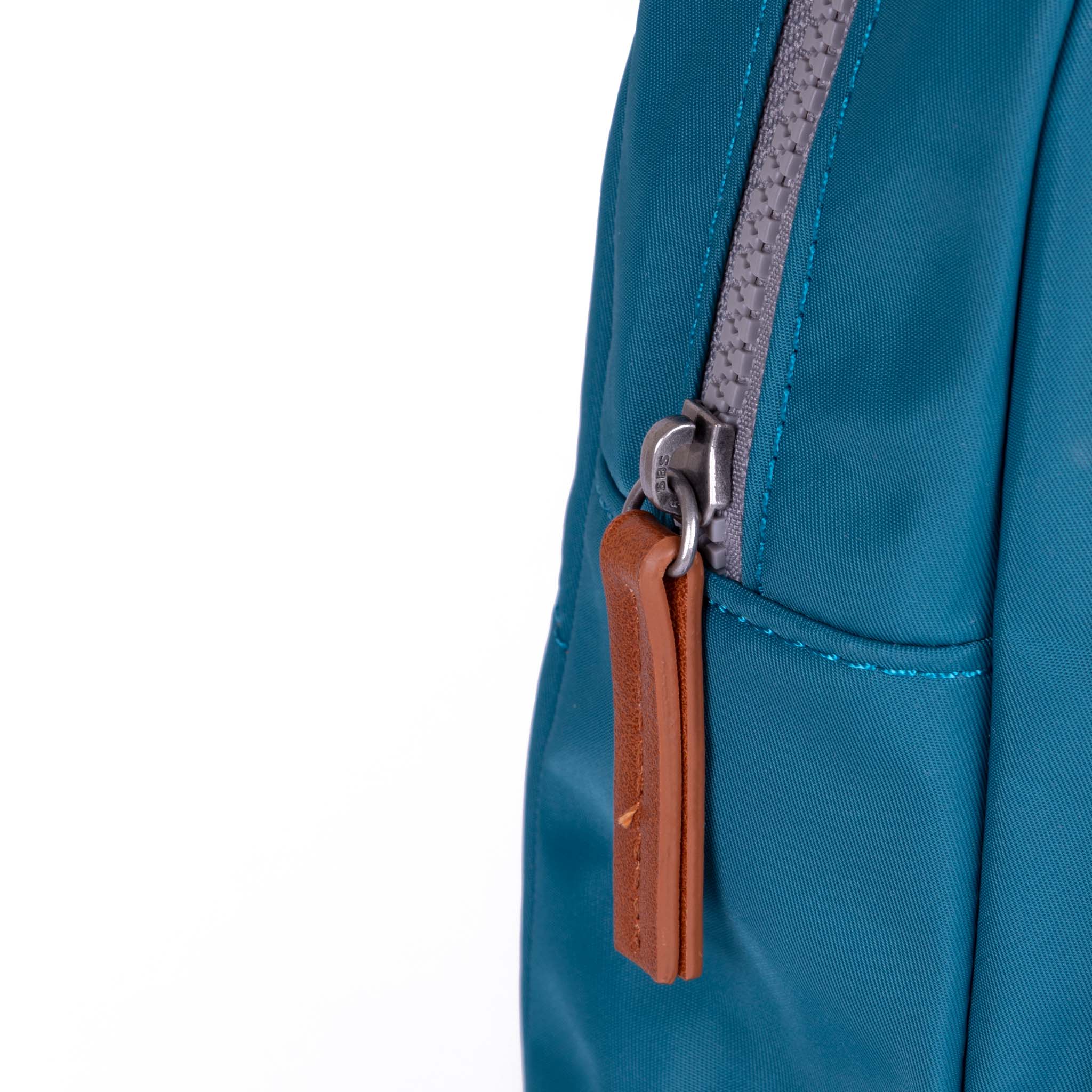 Willesden Sling Bag in Marine - Image 5
