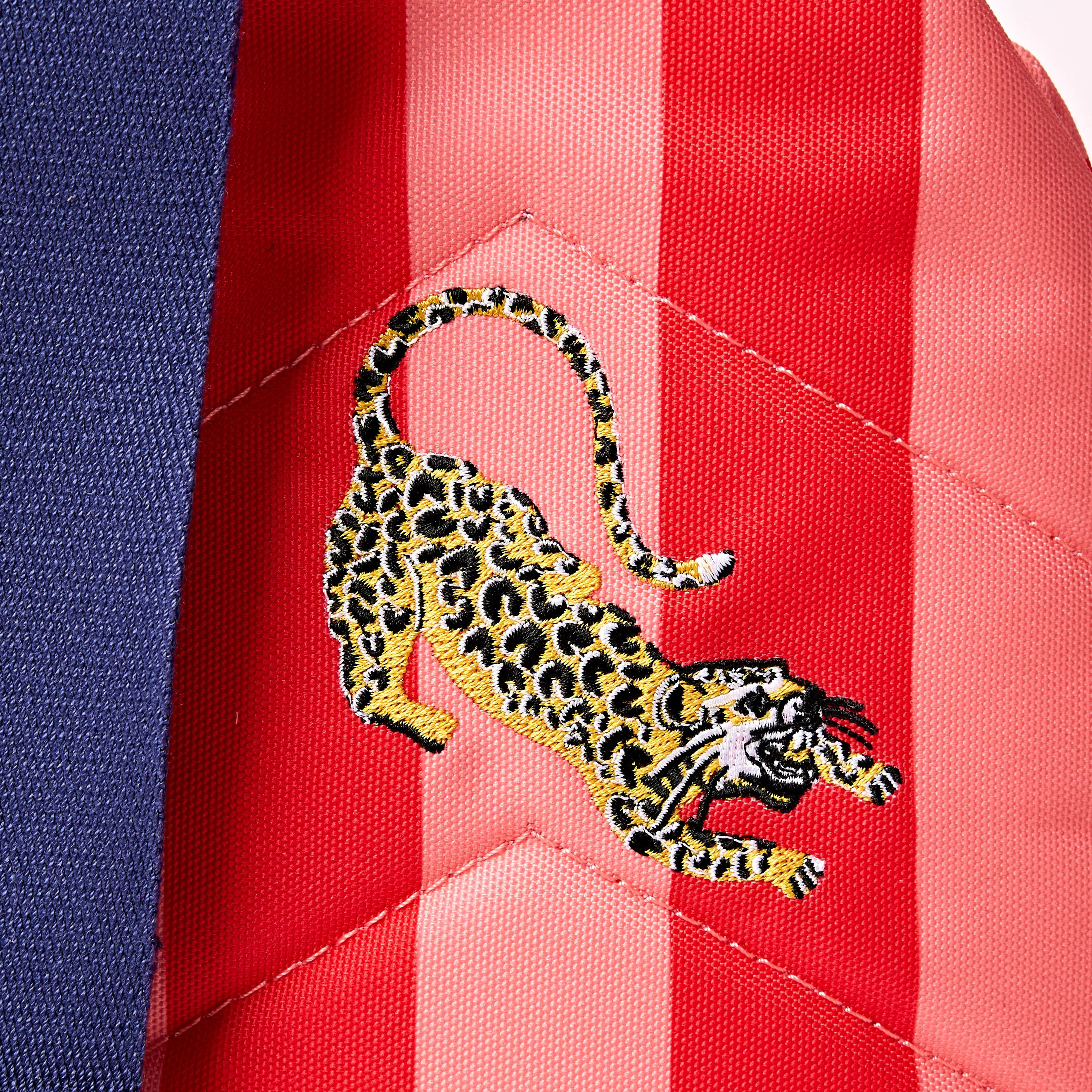 Willesden Sling Bag in Circus Print - Image 5